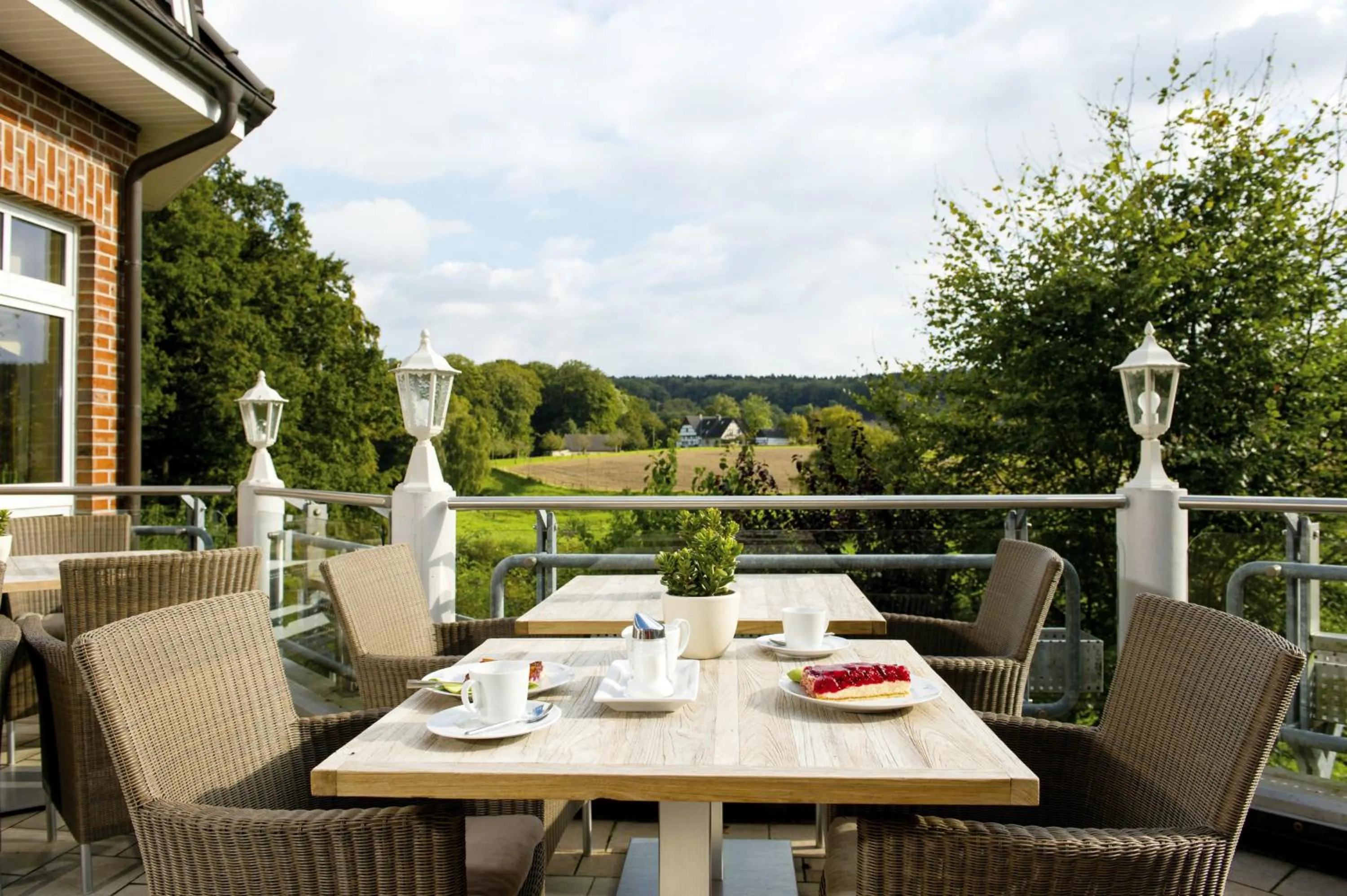 Restaurant/places to eat in Landhotel Buller