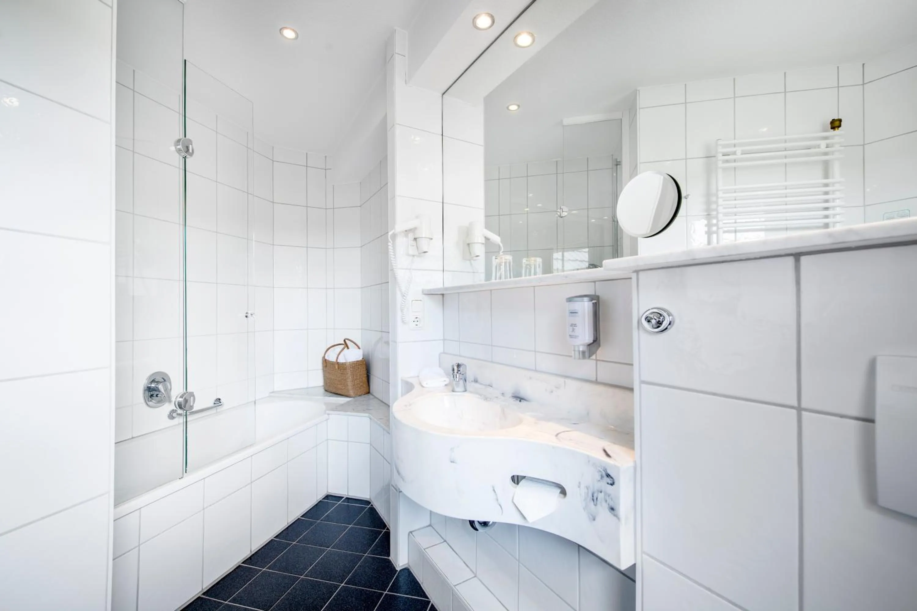 Bathroom in Landhotel Buller