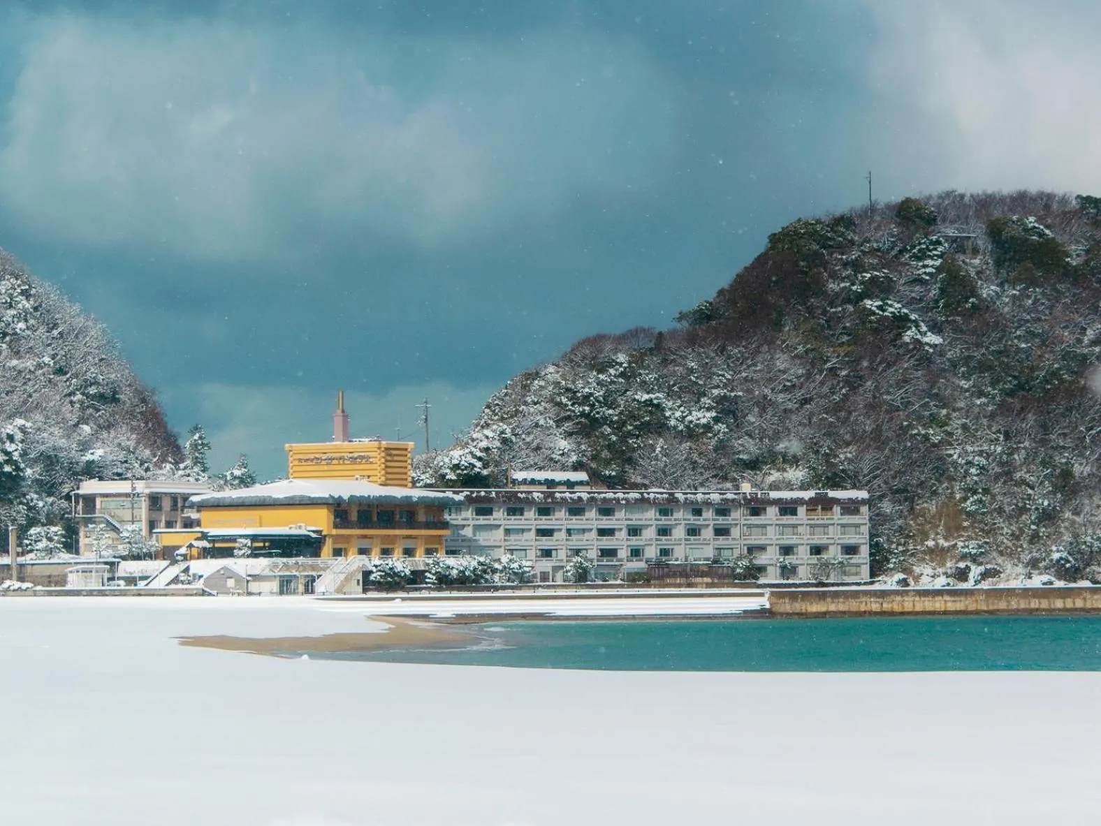Property building in Okukinosaki Seaside Hotel