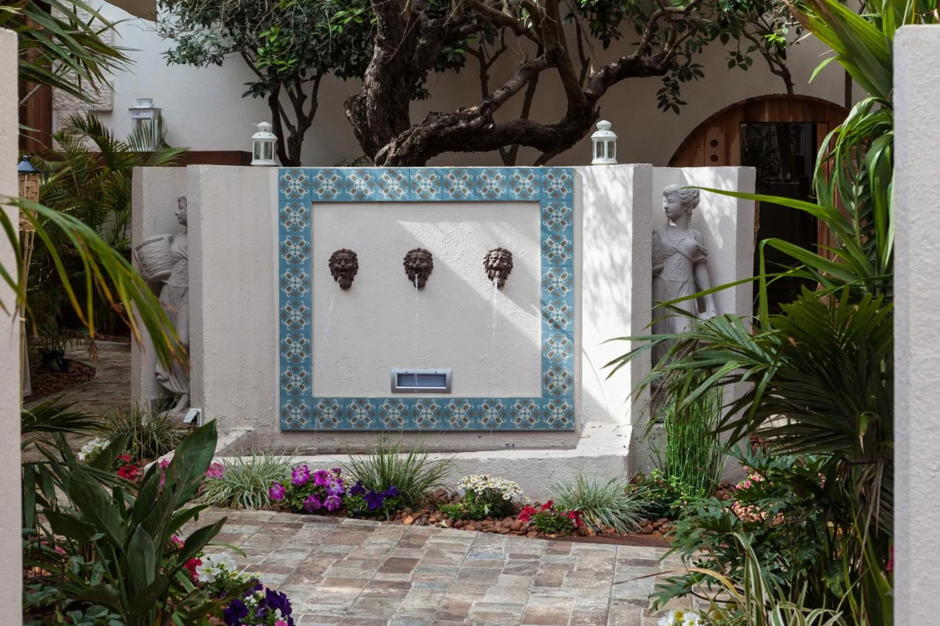 Property building in Carmel Pearl