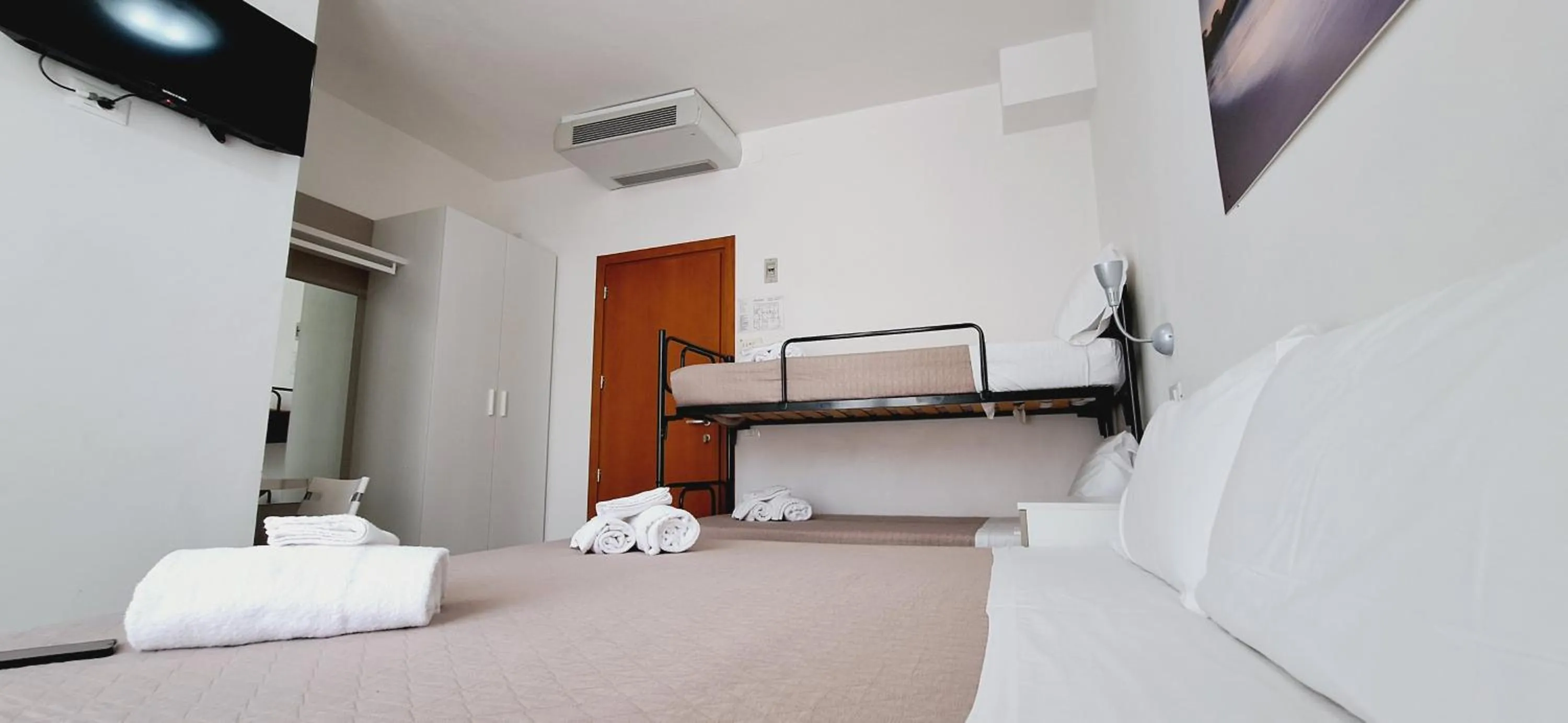 Bed in Hotel Sasselli