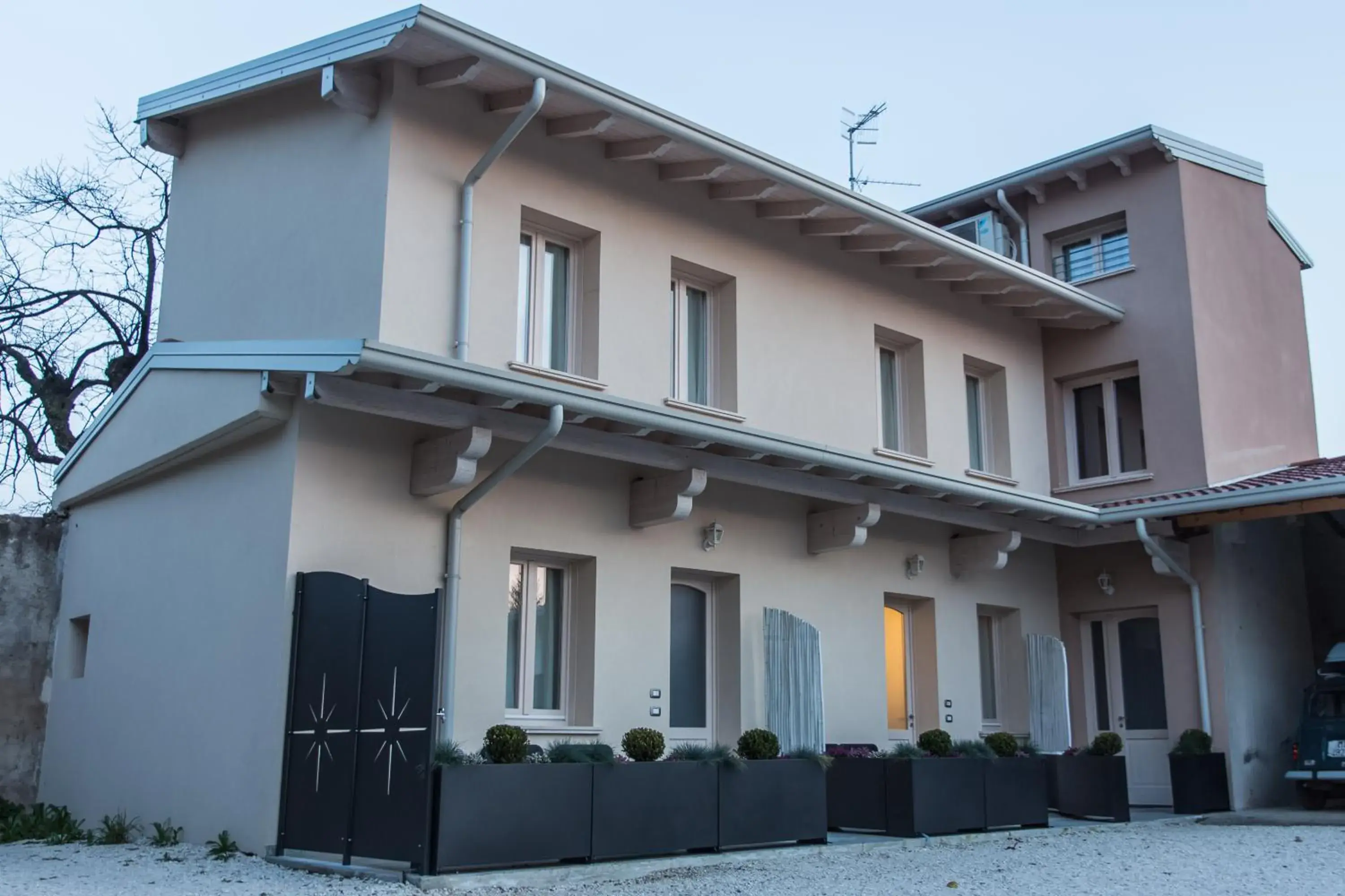 LM House 01 LM House 01