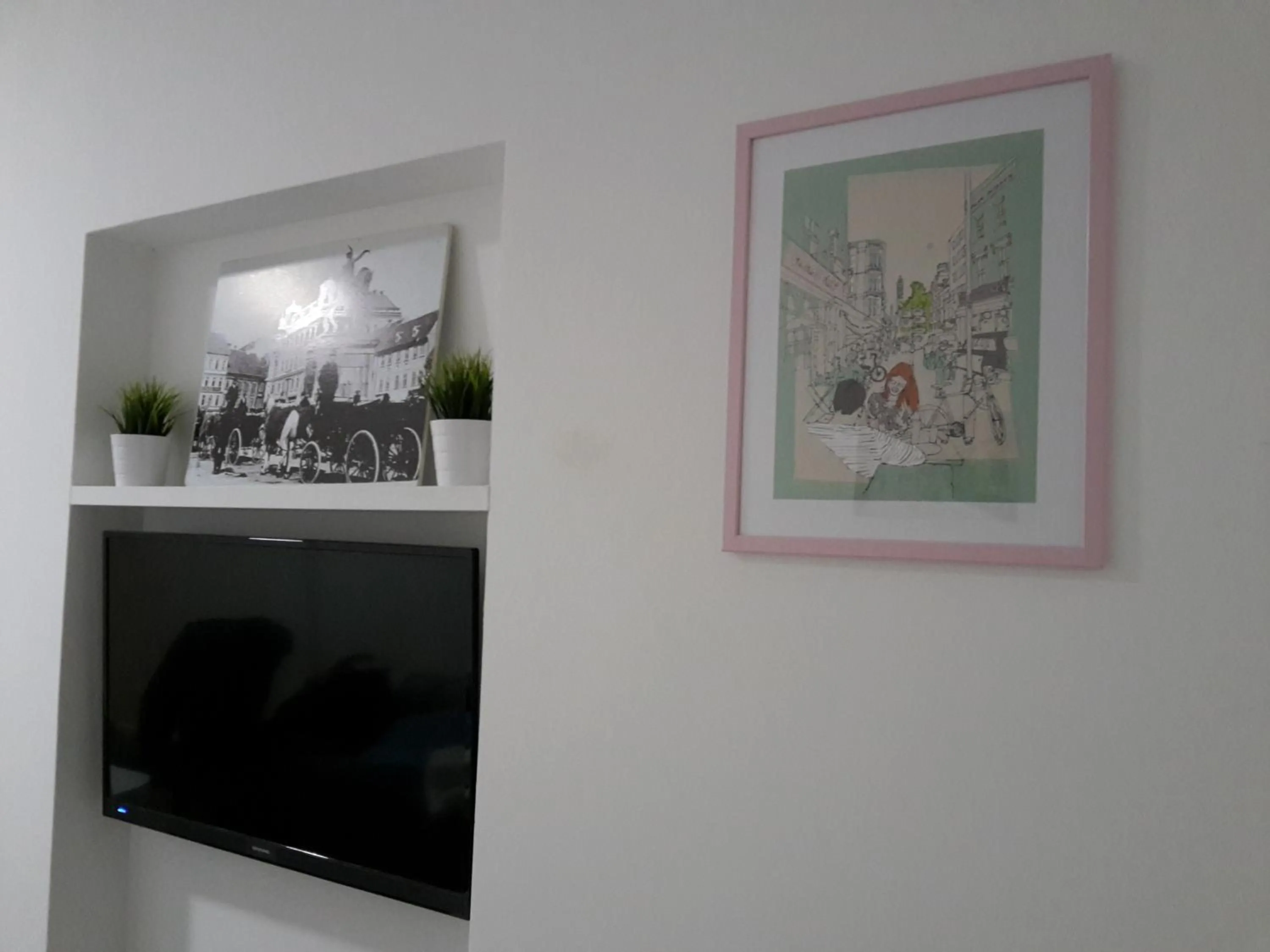 TV and multimedia in Haustor Apartments