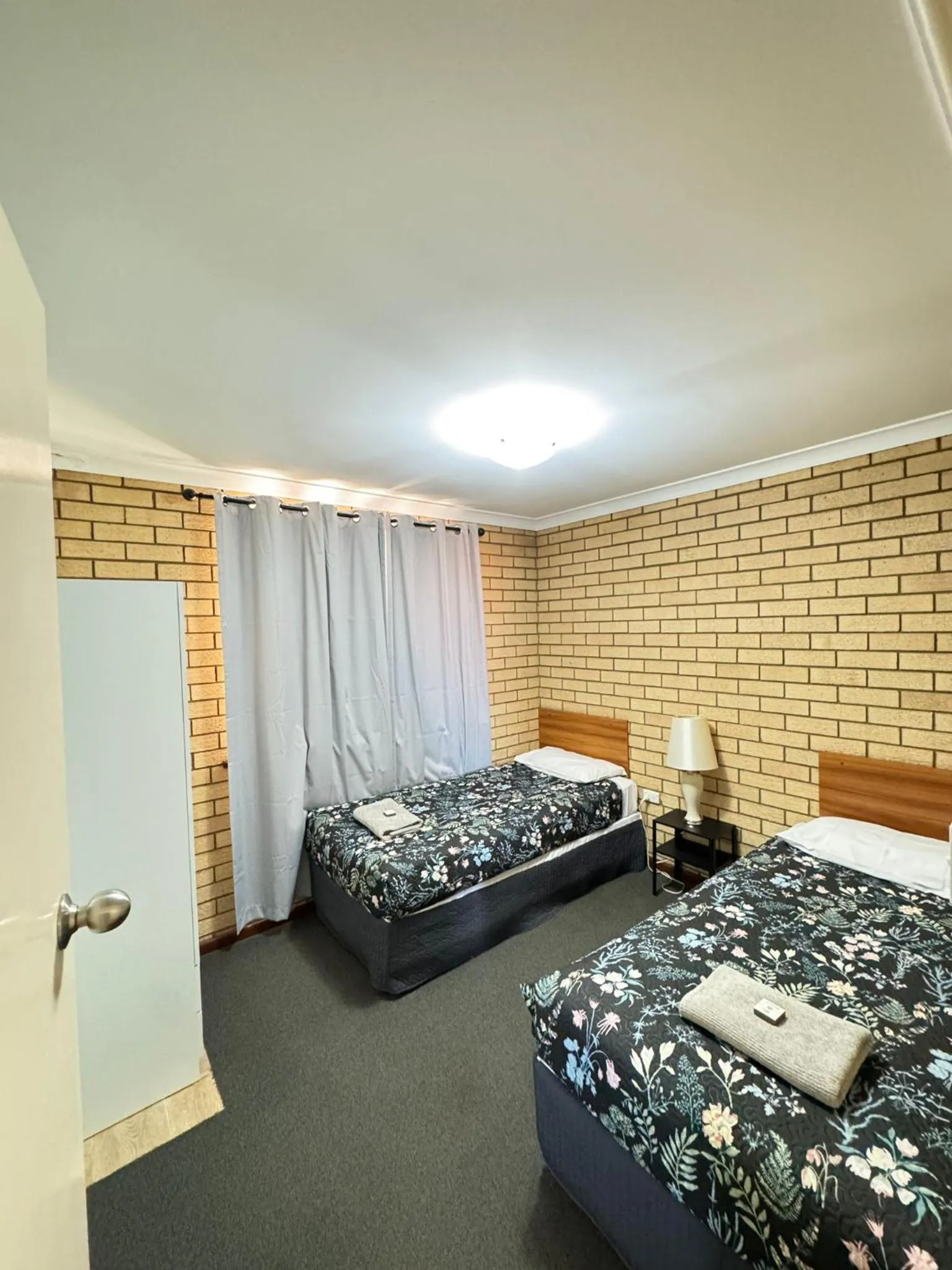 Photo of the whole room, Bed in Ocean View Villas