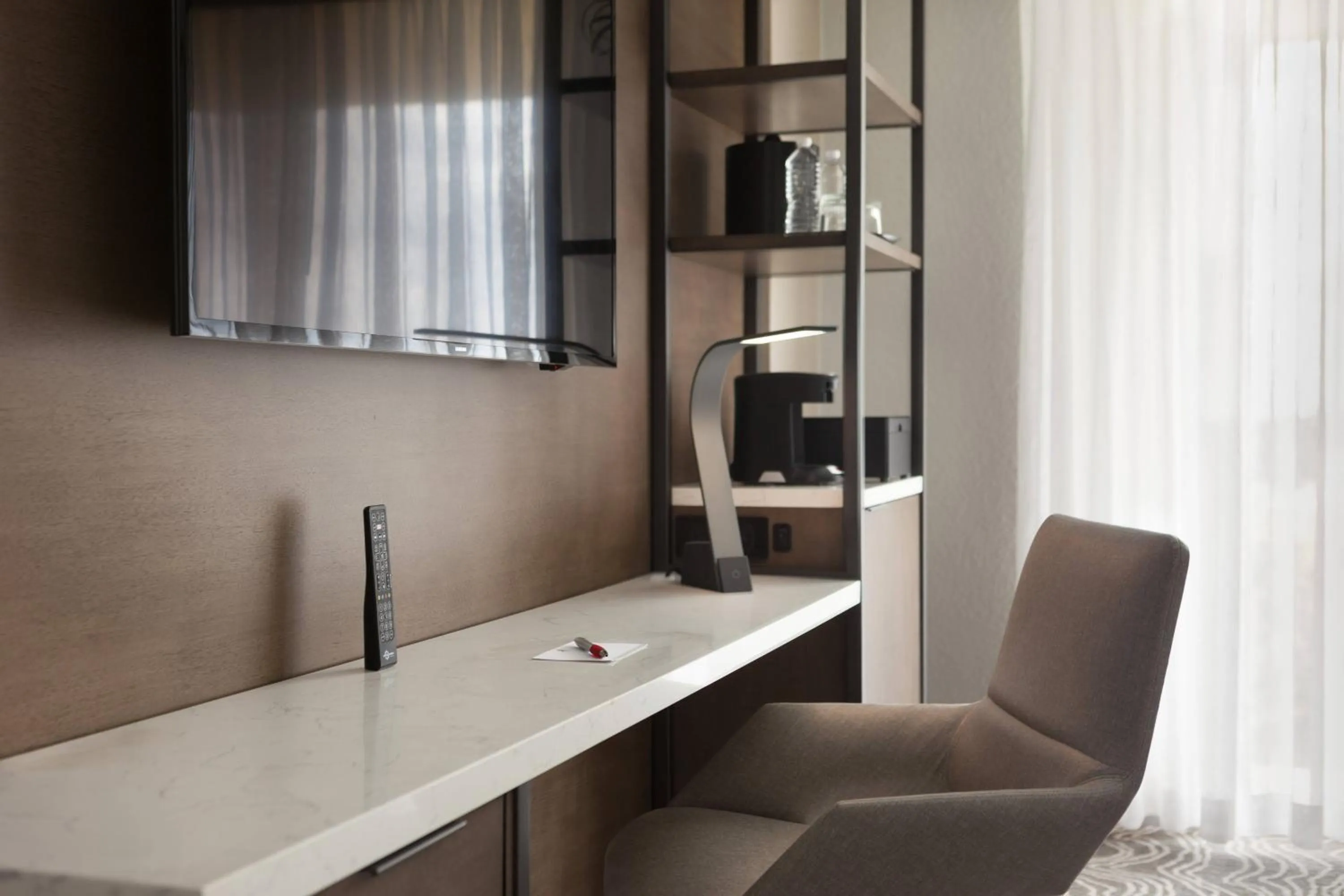 Photo of the whole room in Marriott Orlando Airport Lakeside