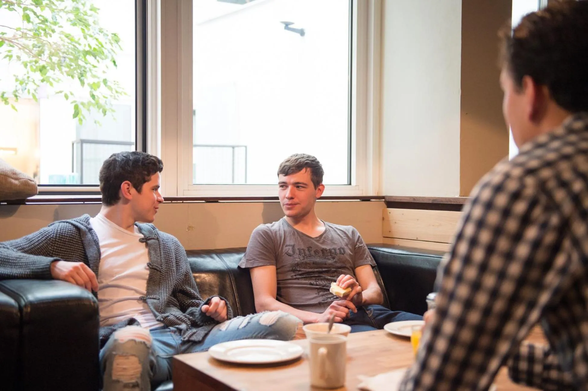 People in Wombat's City Hostel Munich Hauptbahnhof