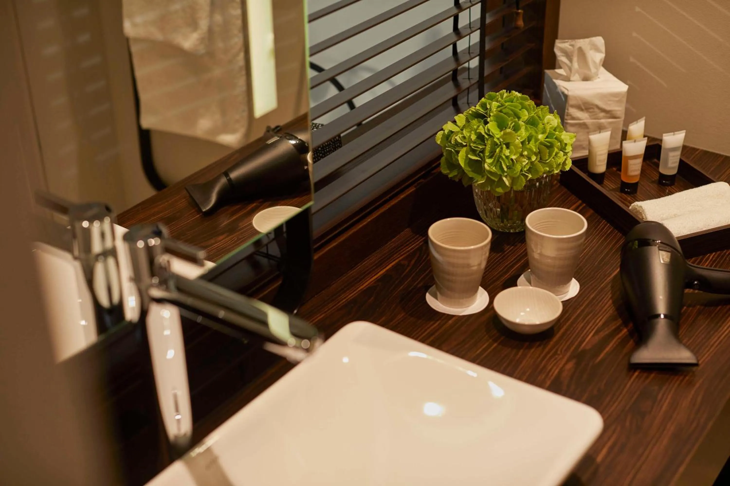 Bathroom in Infinity Hotel & Conference Resort Munich