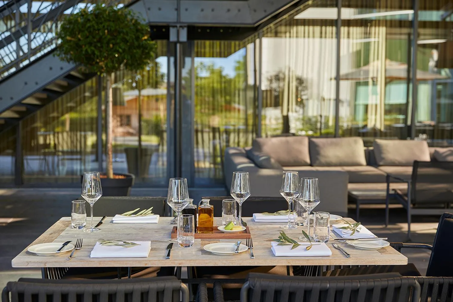 Restaurant/places to eat in Infinity Hotel & Conference Resort Munich