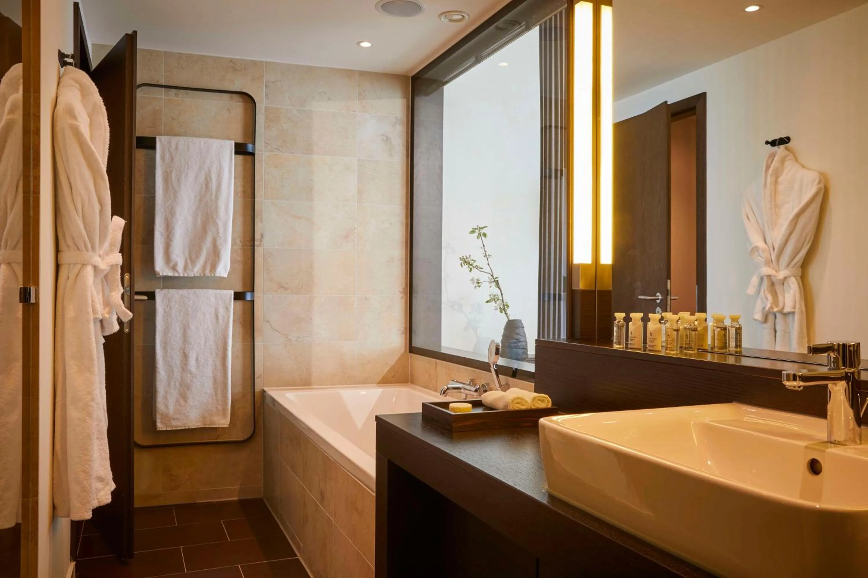 Bathroom in Infinity Hotel & Conference Resort Munich