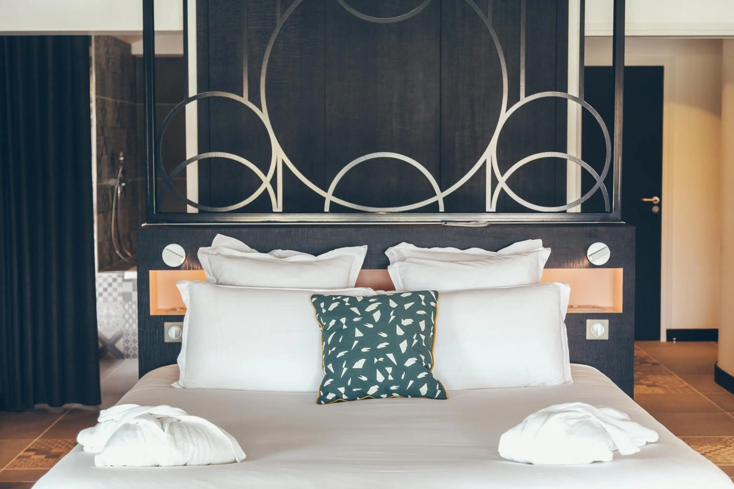 Bedroom, Bed in Hôtel & Spa Villa Seren