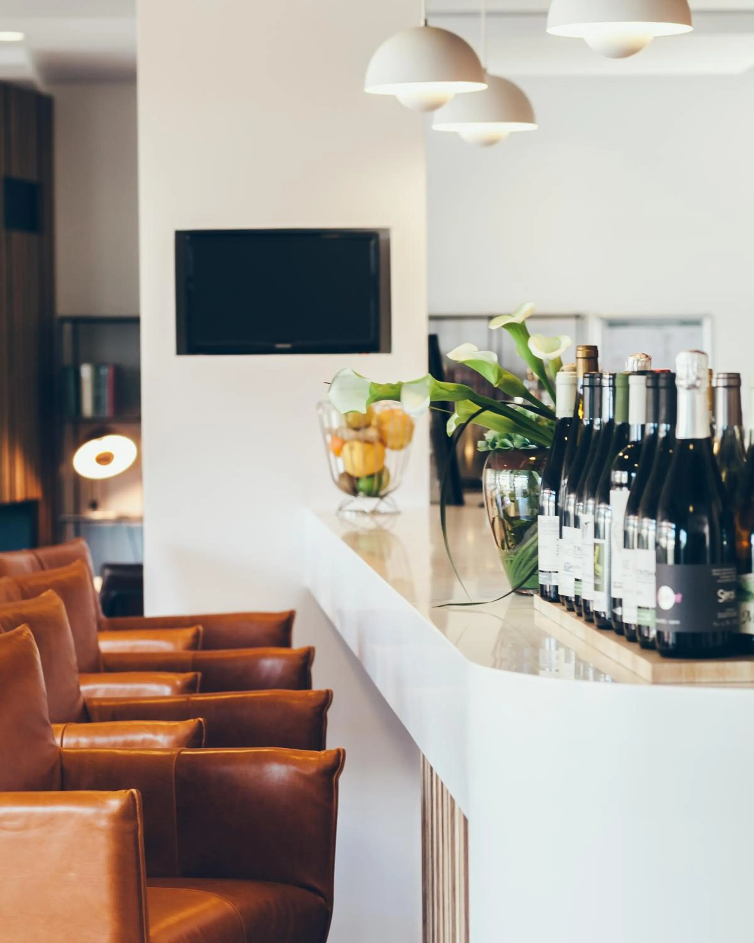 Lounge or bar in Hôtel & Spa Villa Seren