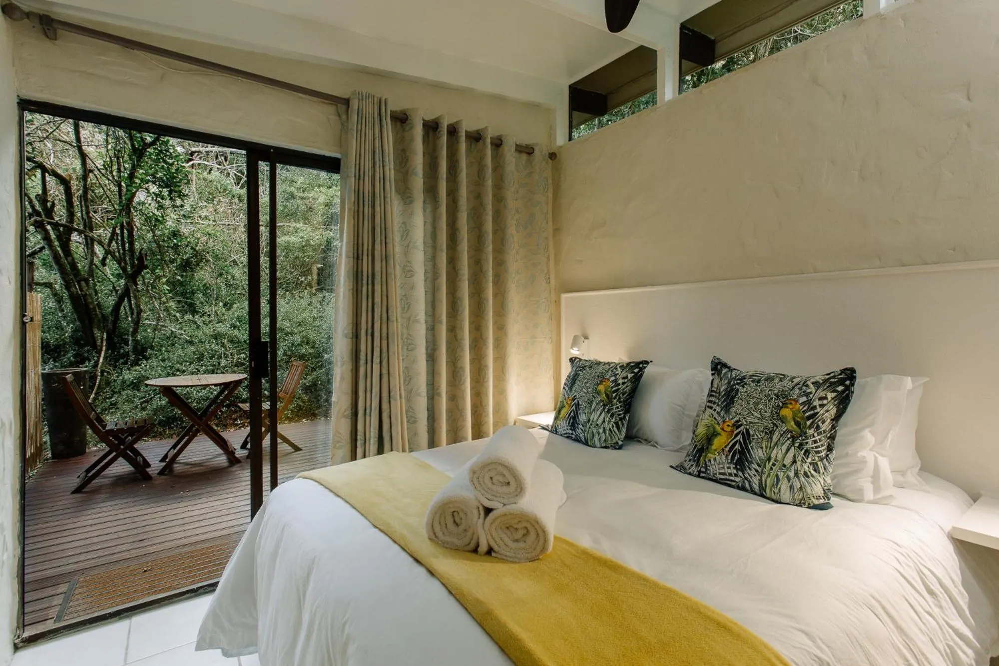 Bed in L'auberge Country Hideaway