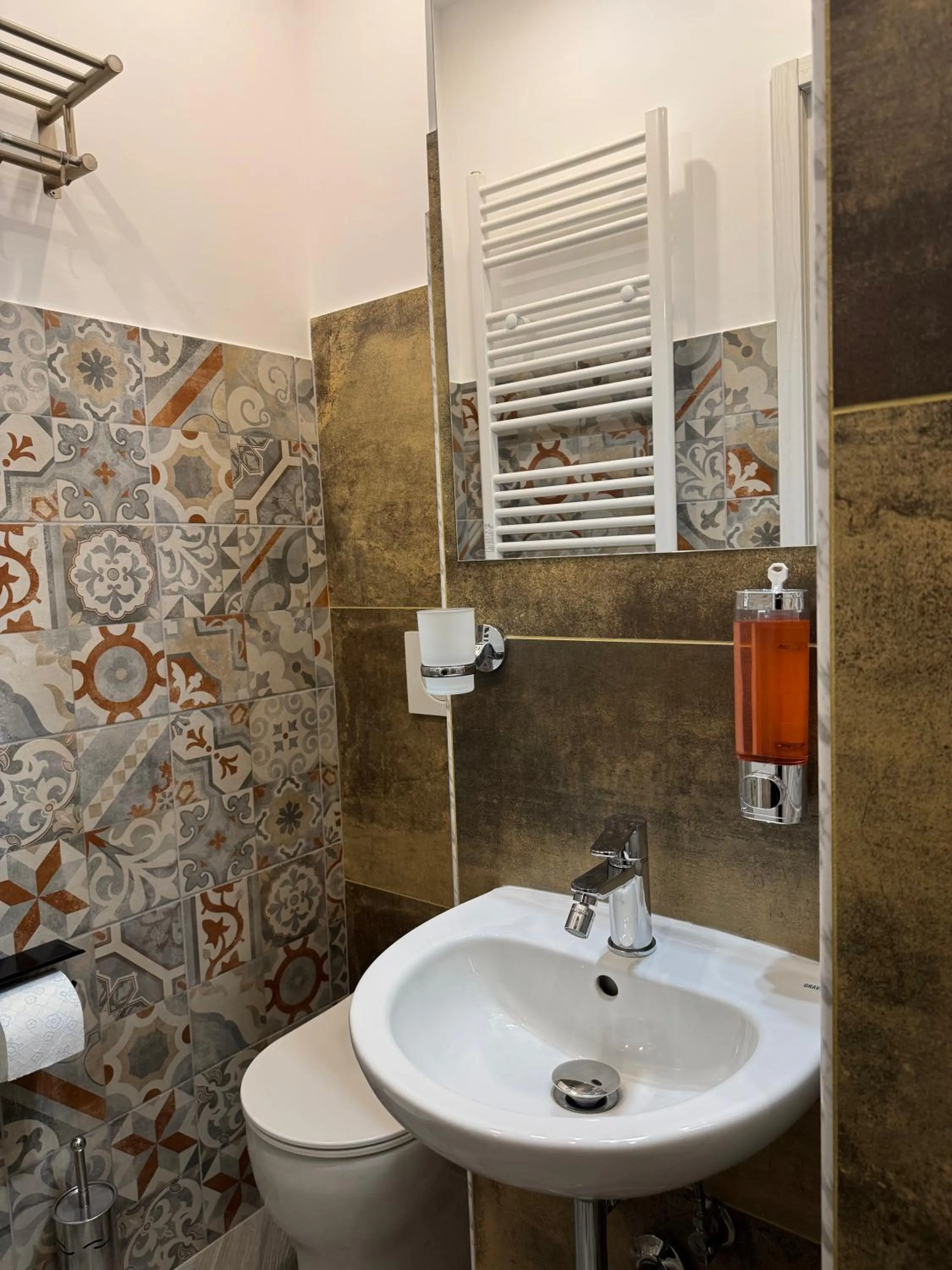 Shower in Fashion Lux