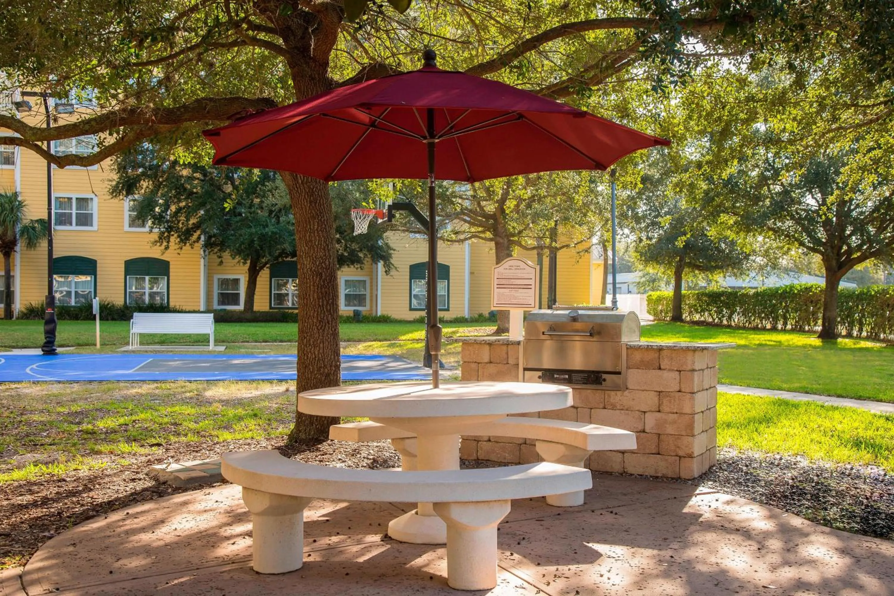 Lounge or bar in Residence Inn by Marriott Orlando at SeaWorld