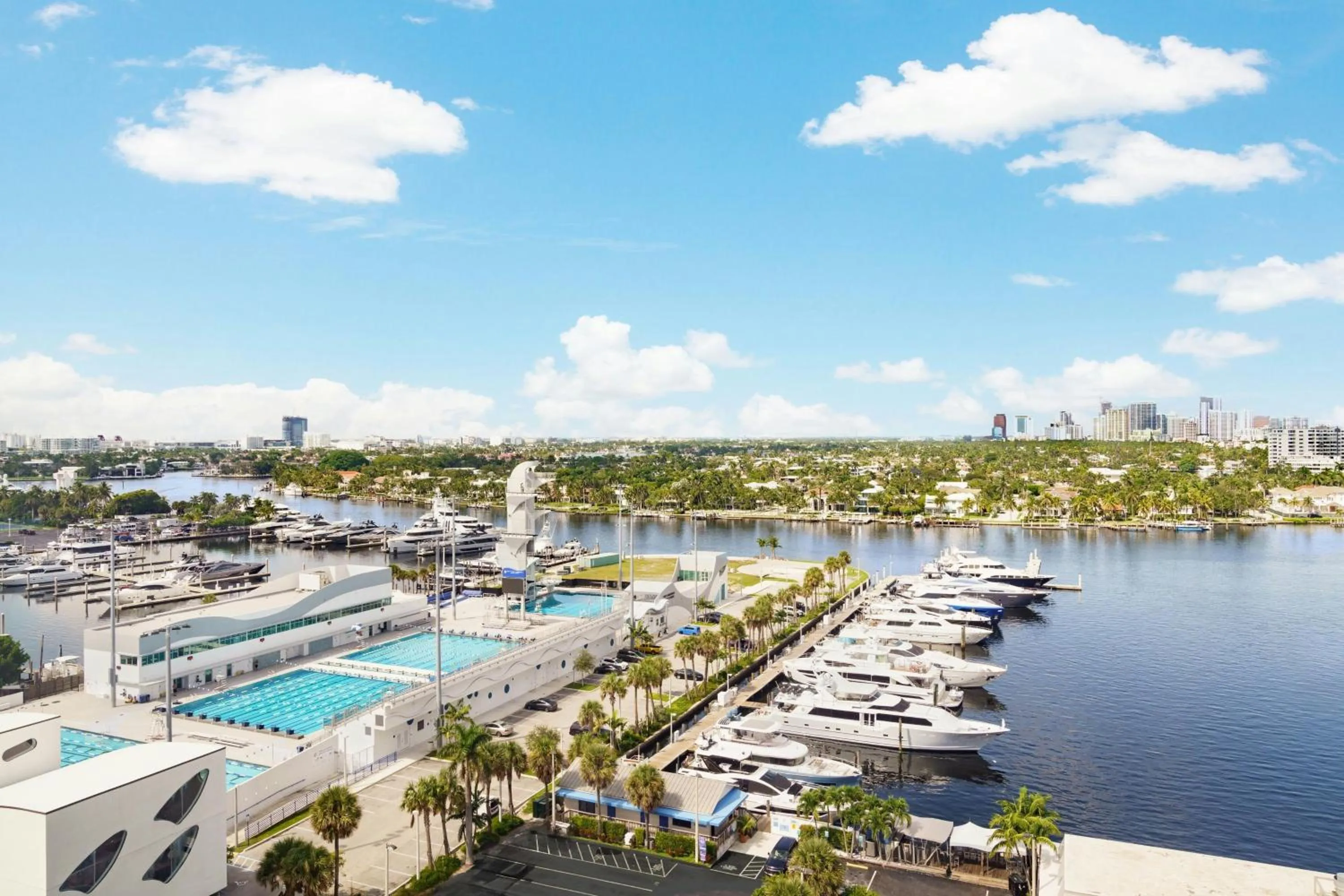 Photo of the whole room in Courtyard by Marriott Oceanside Fort Lauderdale Beach