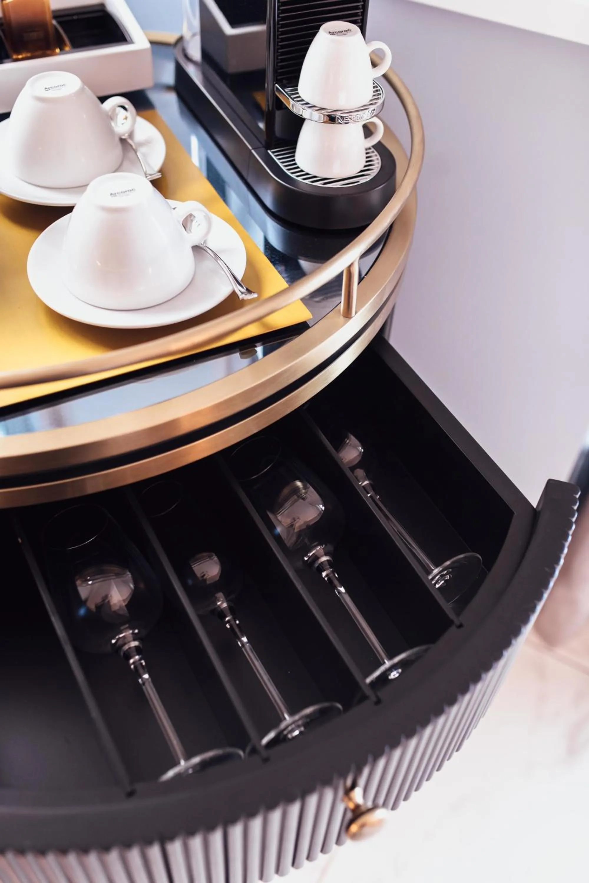 Cadillac Hotel & Beach Club, Autograph Collection