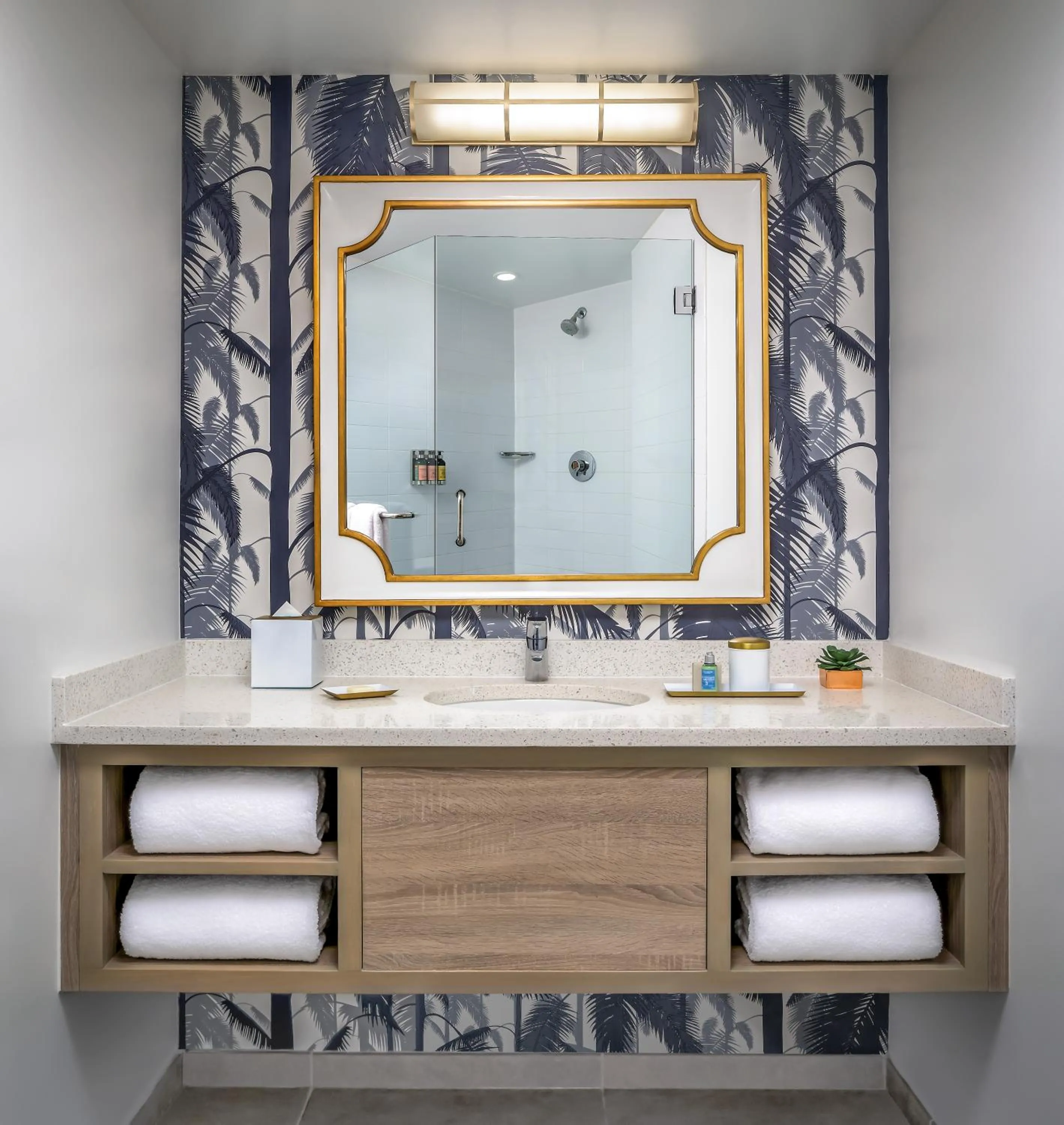 Bathroom in Cadillac Hotel & Beach Club, Autograph Collection