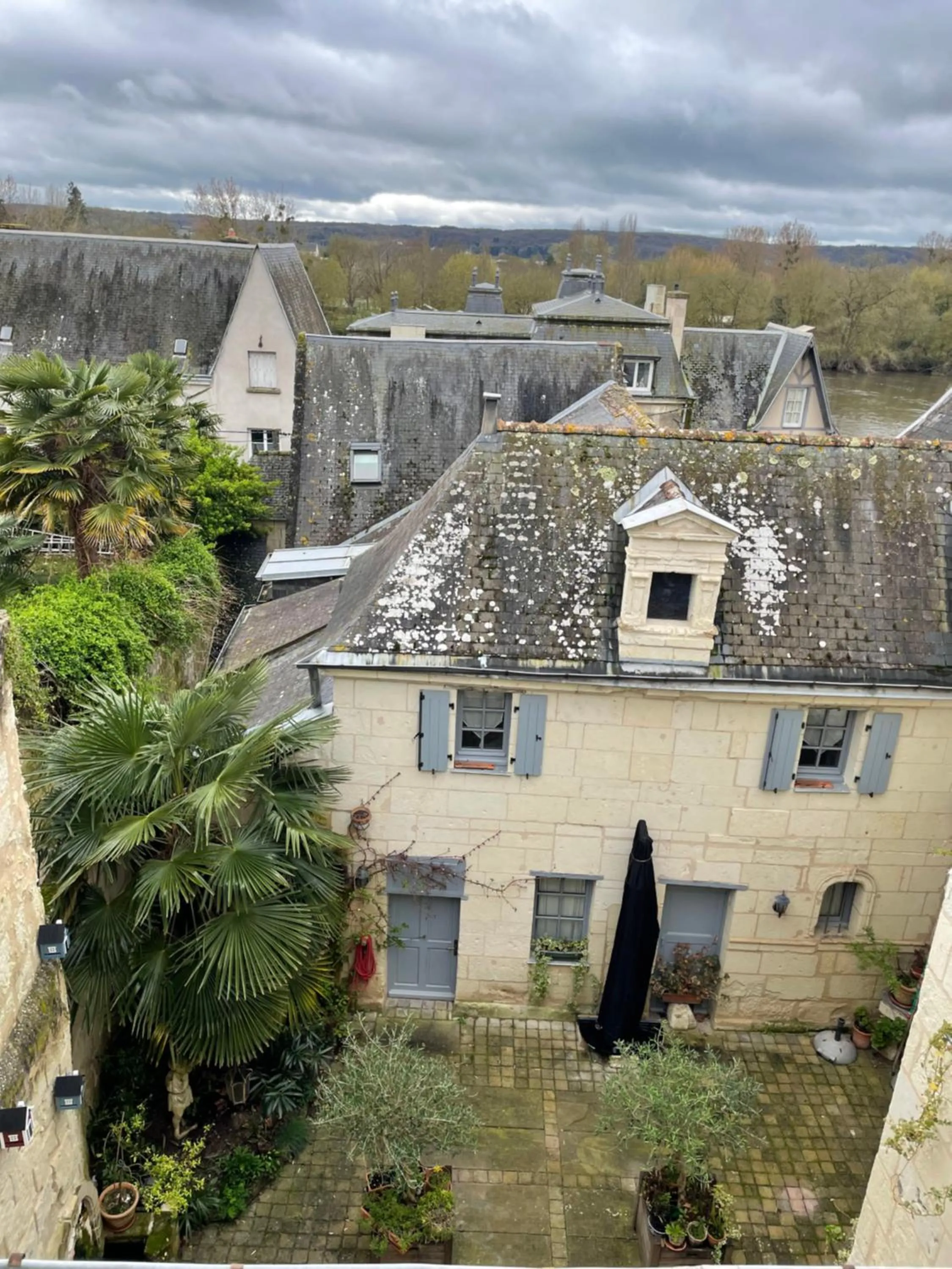 Garden view in Au Relais Saint Maurice
