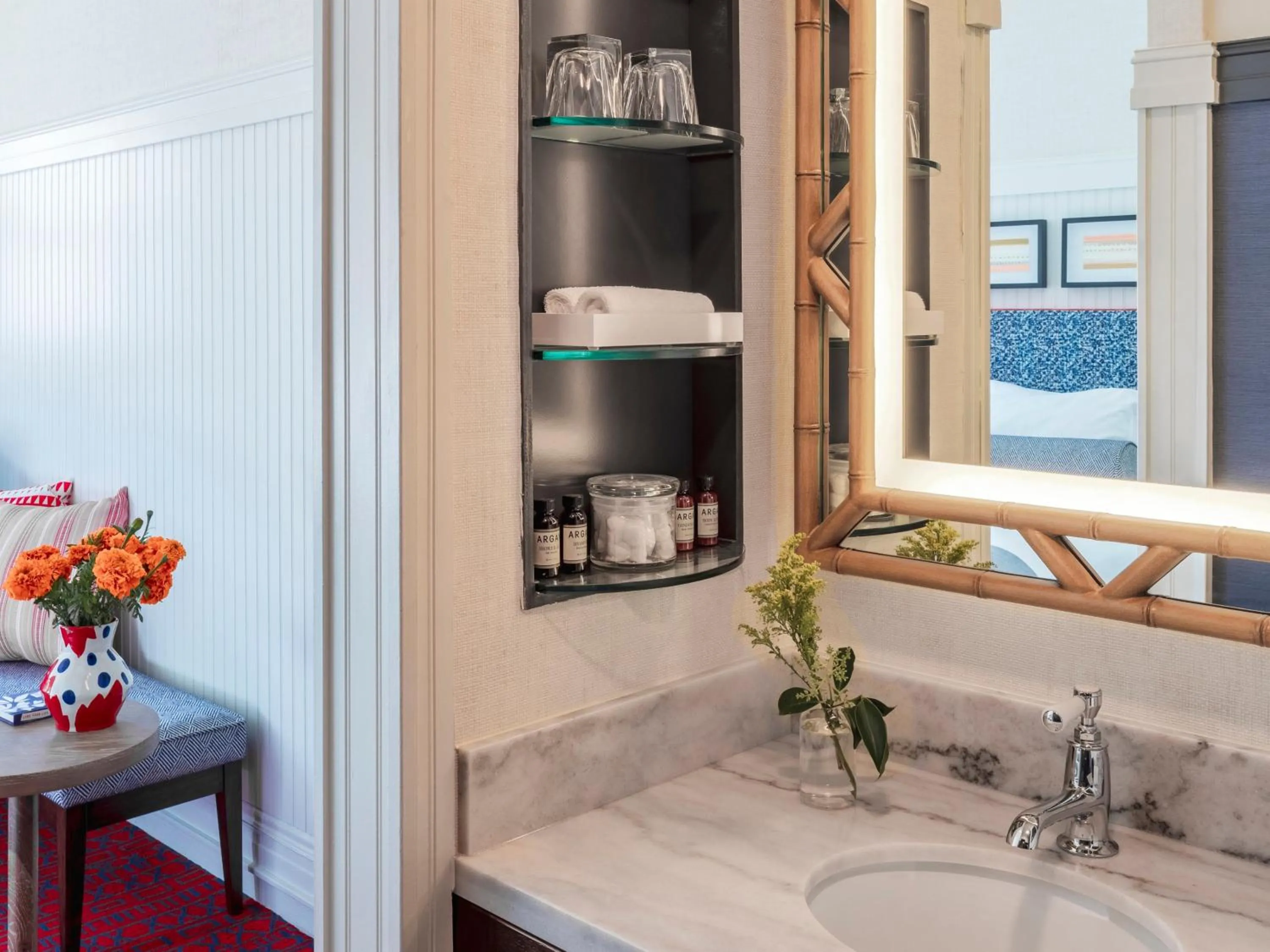 Bathroom in Hotel Triton