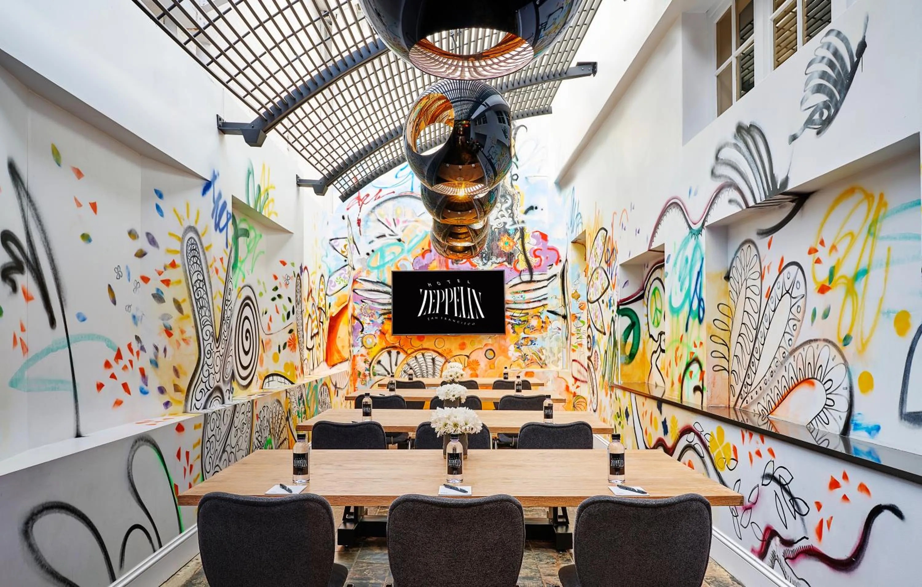 Meeting/conference room in Hotel Zeppelin San Francisco