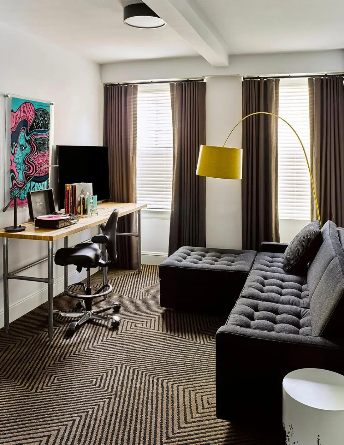 Living room in Hotel Zeppelin San Francisco Living room in Hotel Zeppelin San Francisco