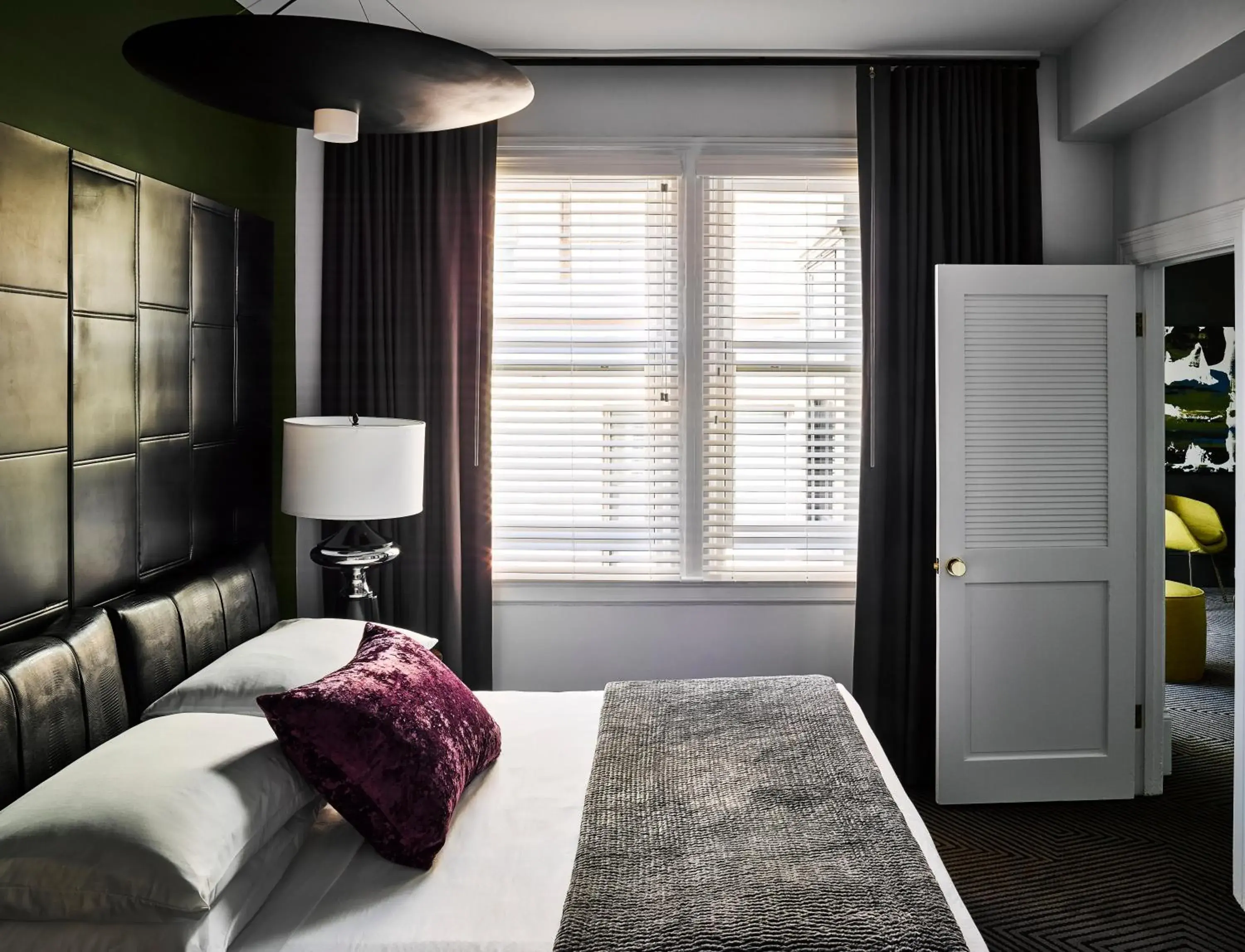 Bed in Hotel Zeppelin San Francisco Bed in Hotel Zeppelin San Francisco