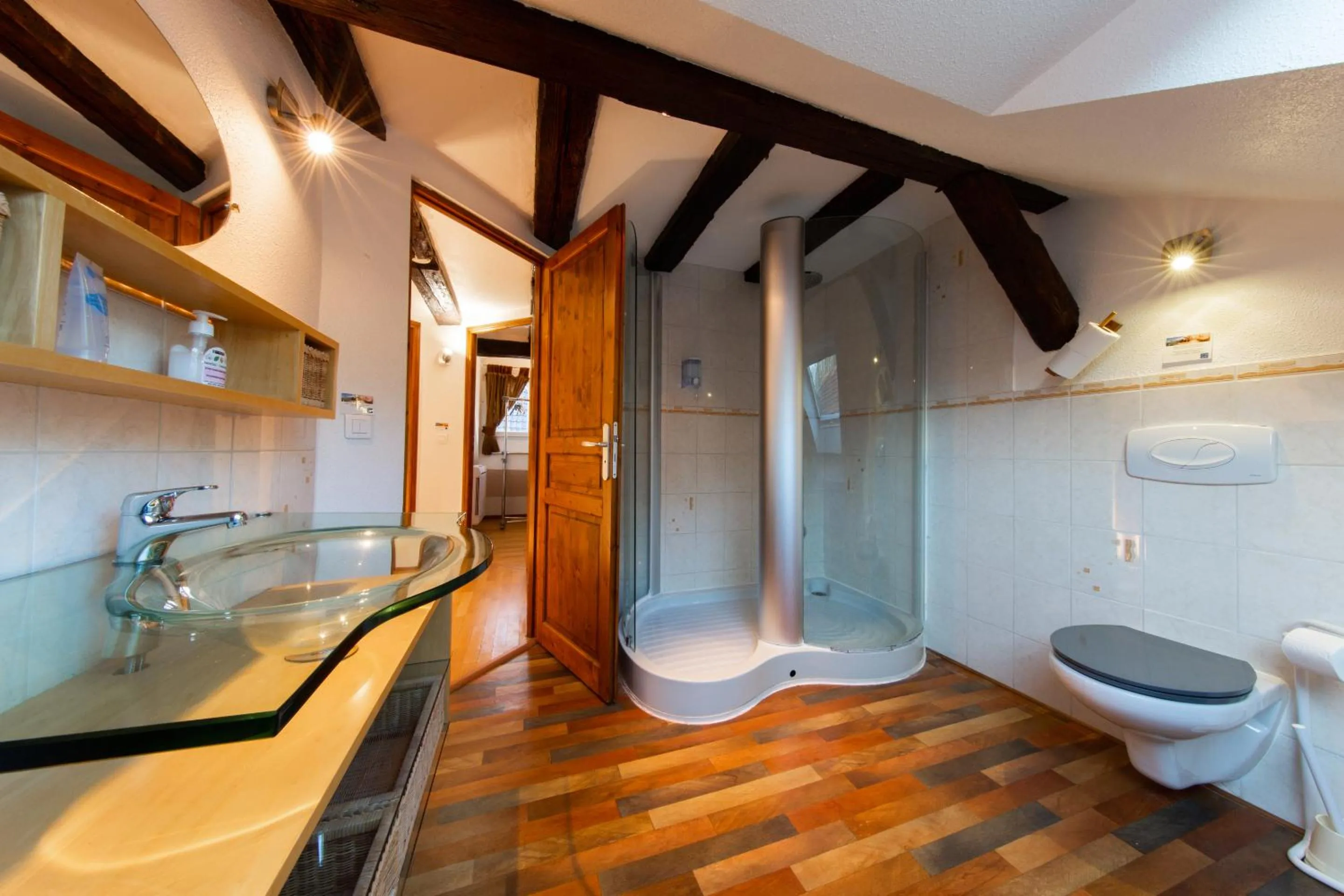 Bathroom in Le Domaine du Verger gîtes et SPA