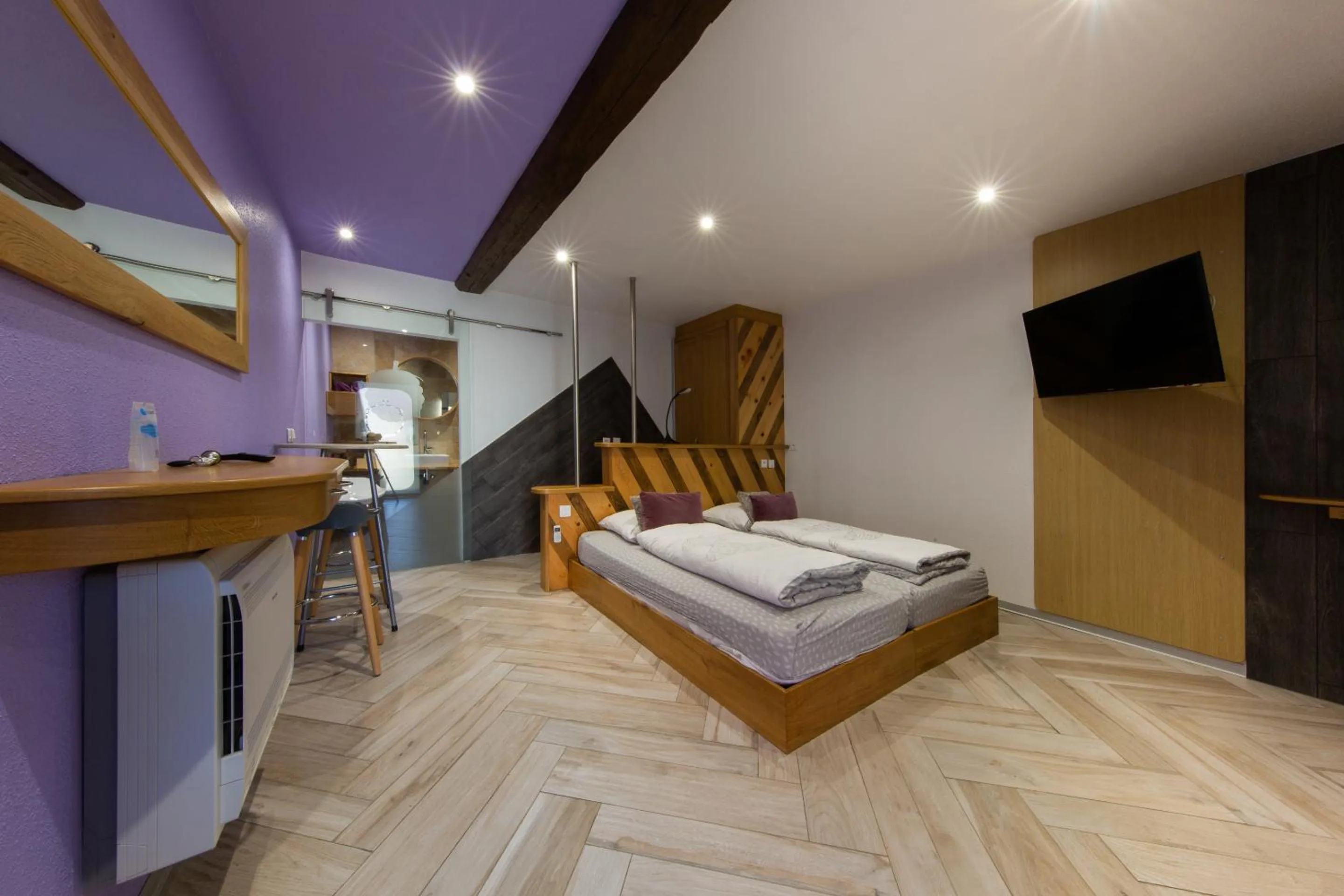 Bedroom, Bed in Le Domaine du Verger gîtes et SPA