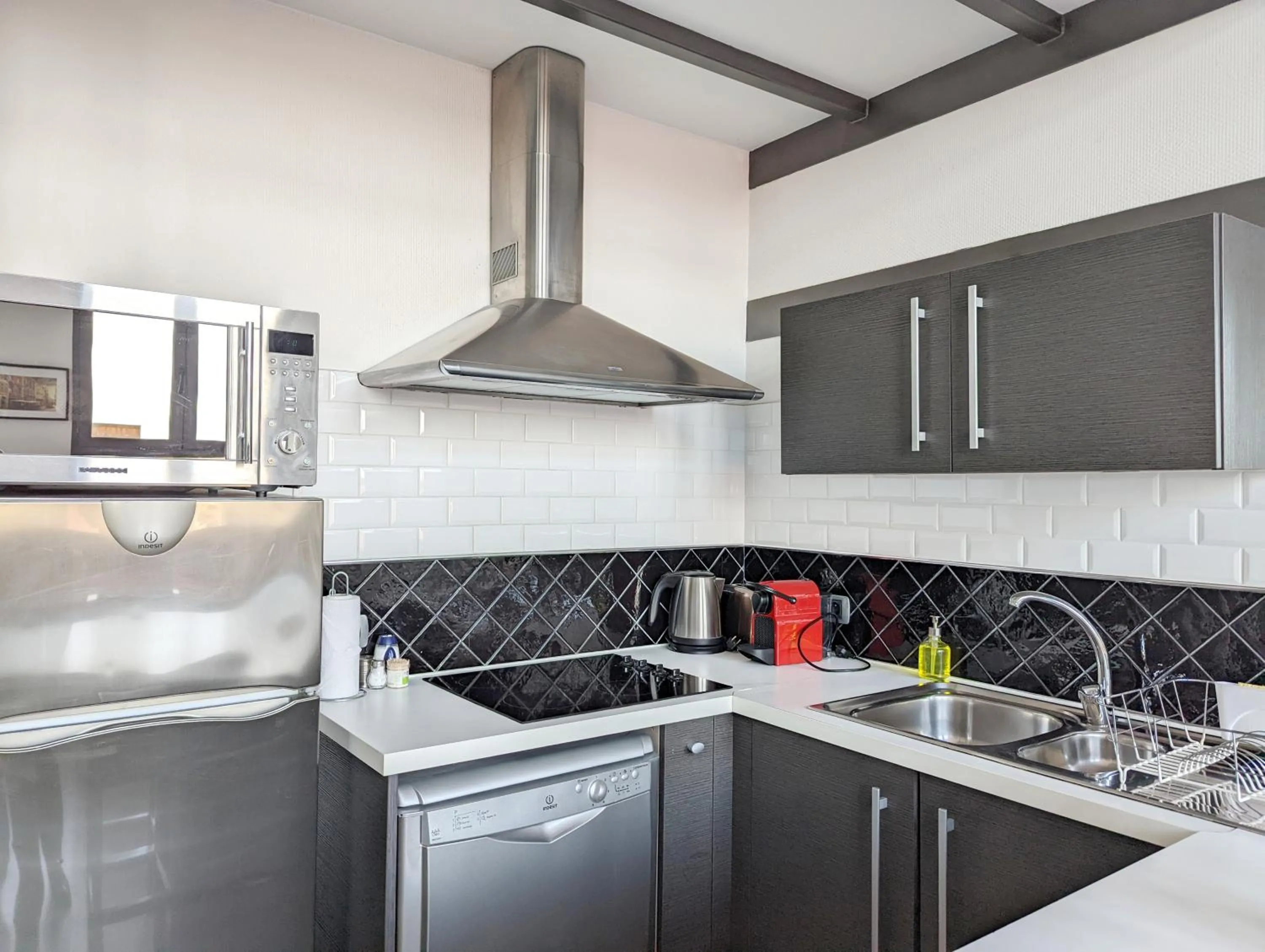 kitchen in Haut Lofts - Toulouse Centre Ramblas