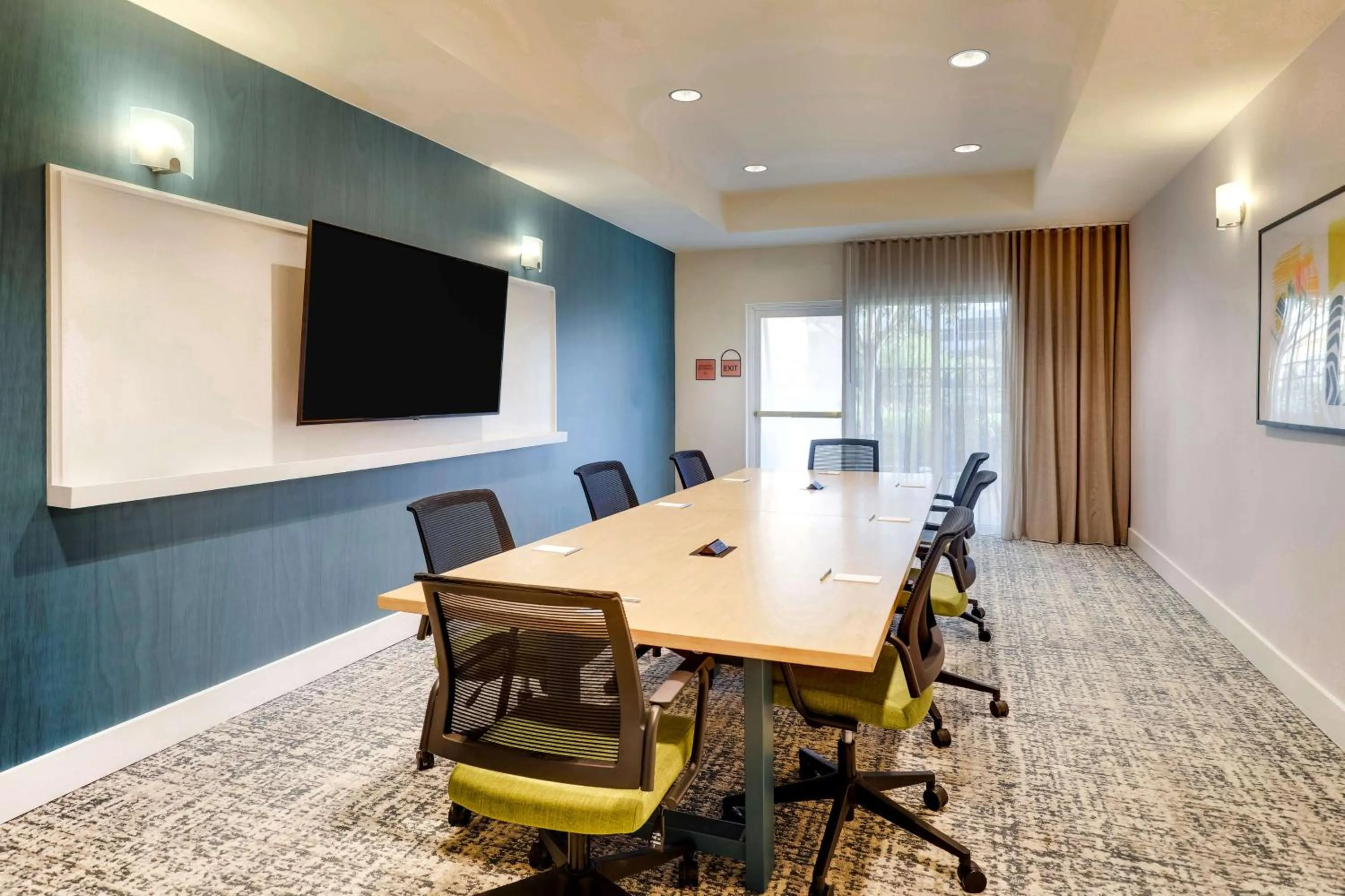 Meeting/conference room in Sonesta Select San Francisco Airport Oyster Point Waterfront