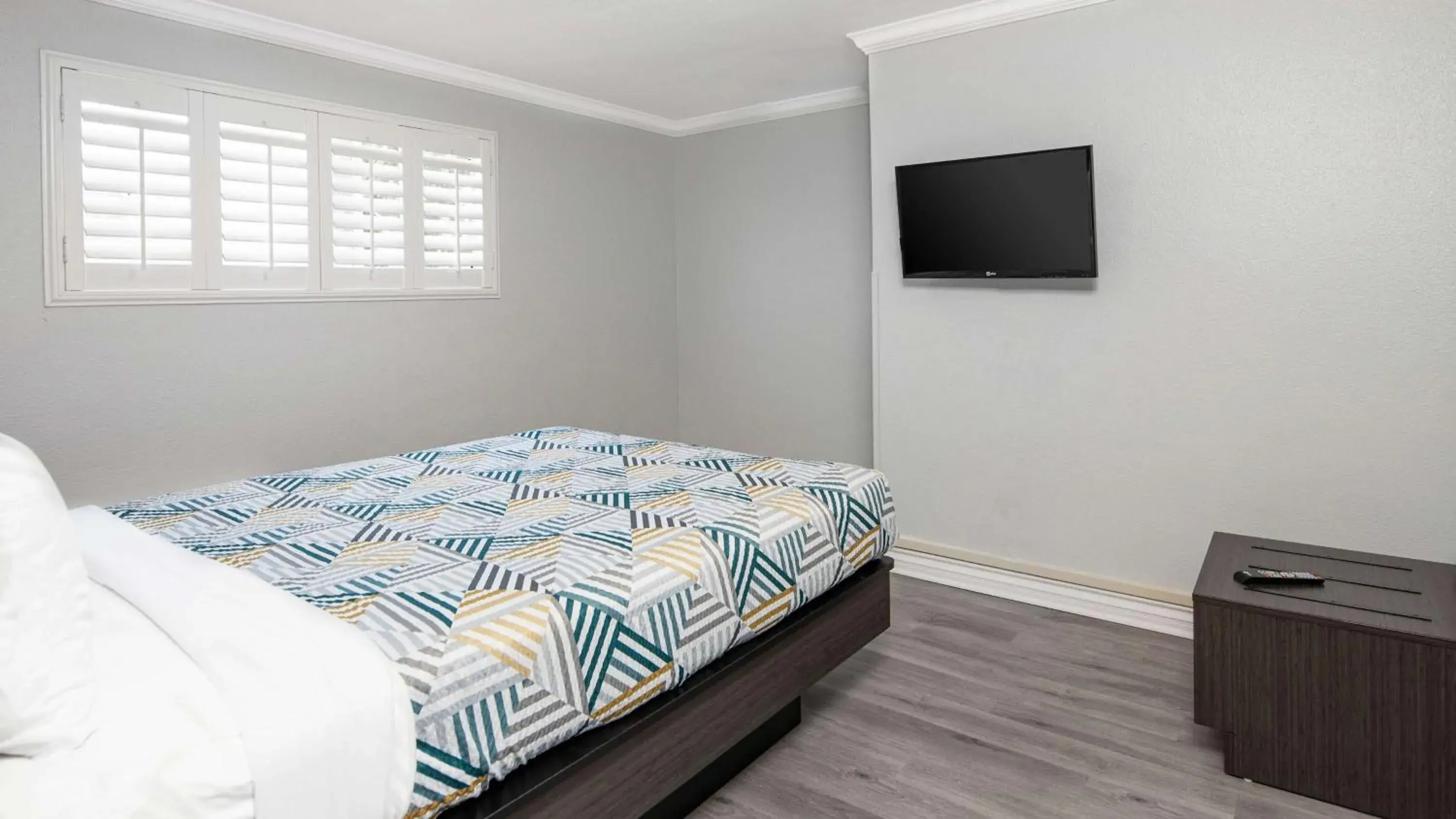 Photo of the whole room in Motel 6-Anaheim, CA - Convention Center Photo of the whole room in Motel 6-Anaheim, CA - Convention Center