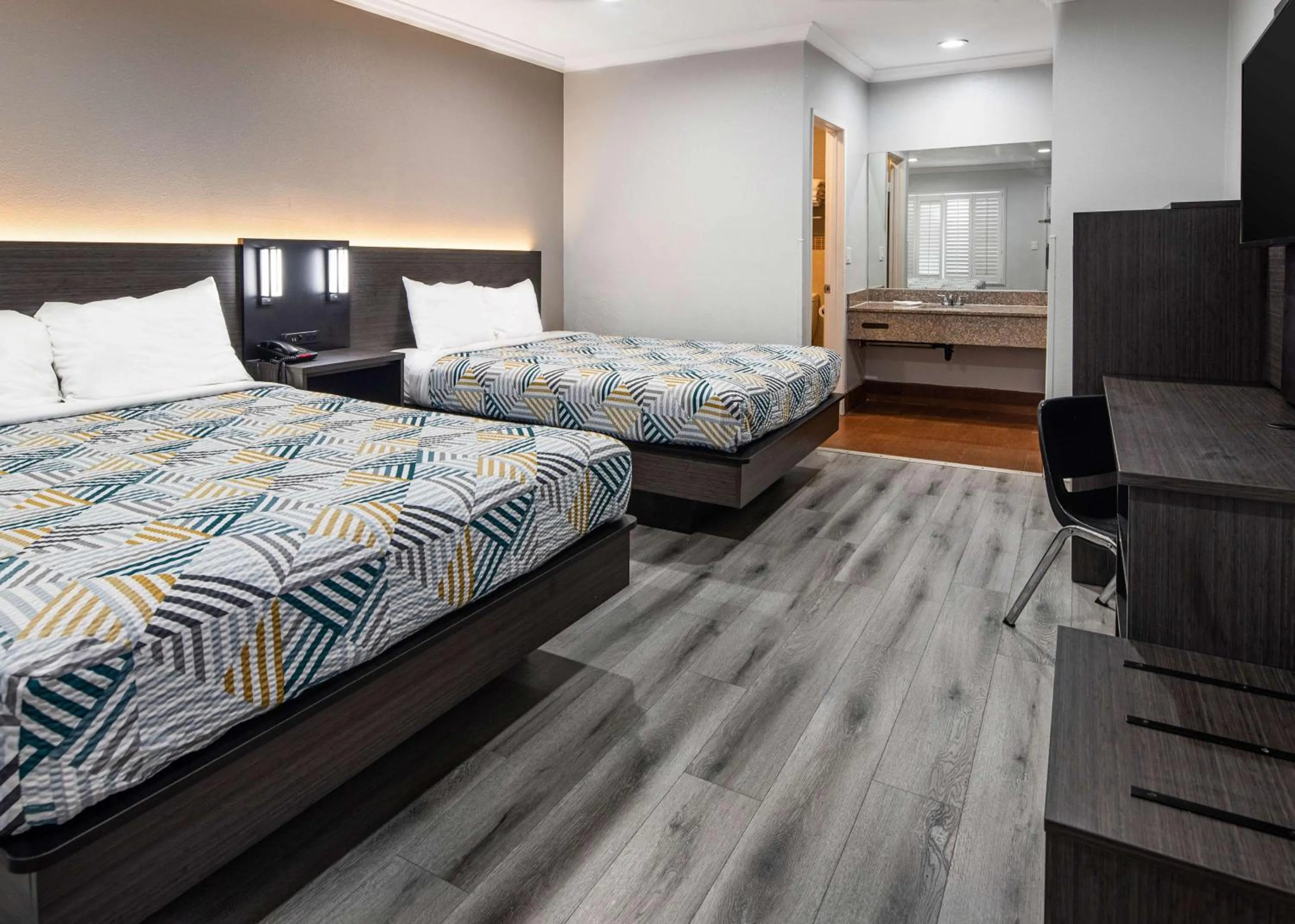 Photo of the whole room in Motel 6-Anaheim, CA - Convention Center