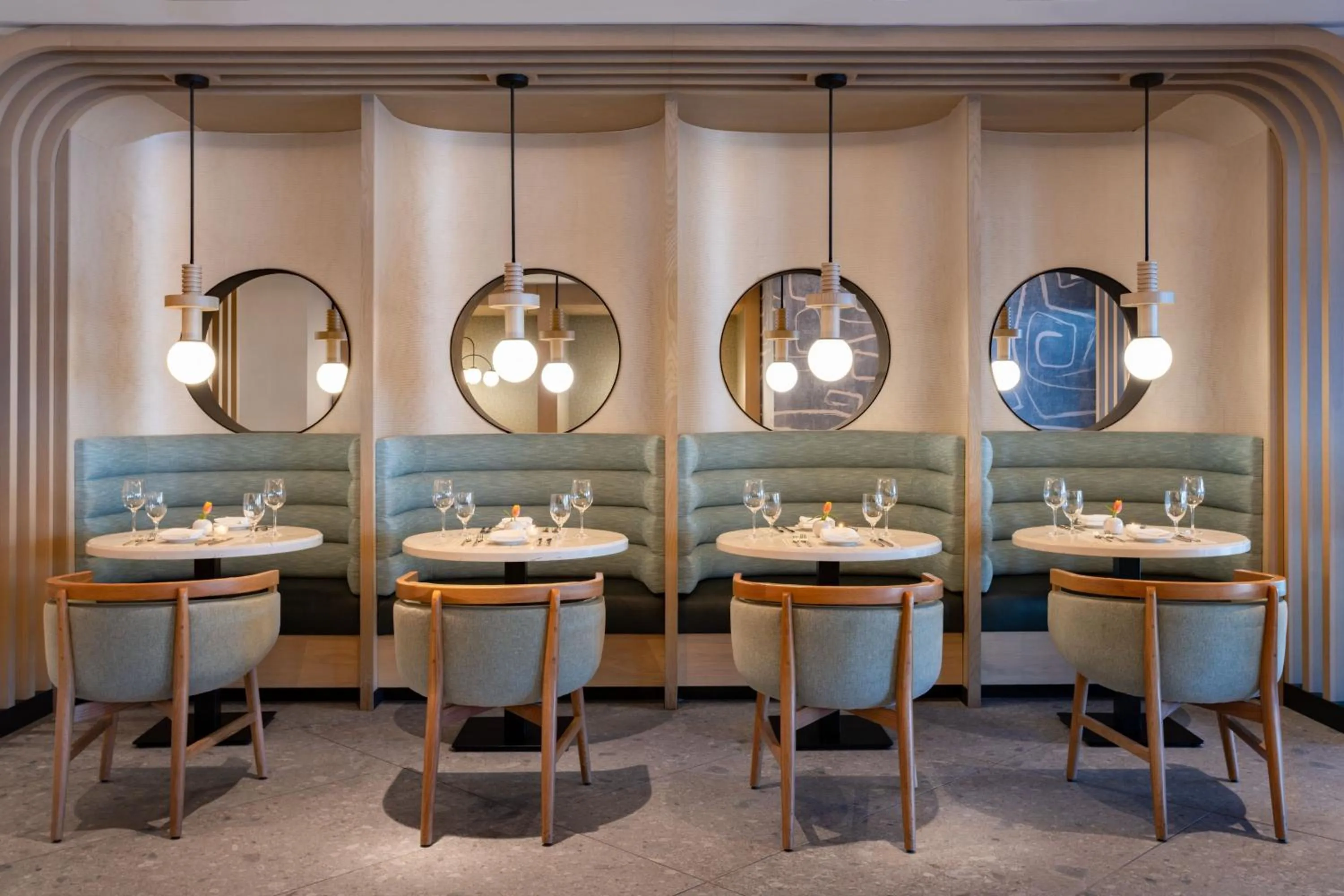 Restaurant/places to eat in Miami Marriott Biscayne Bay