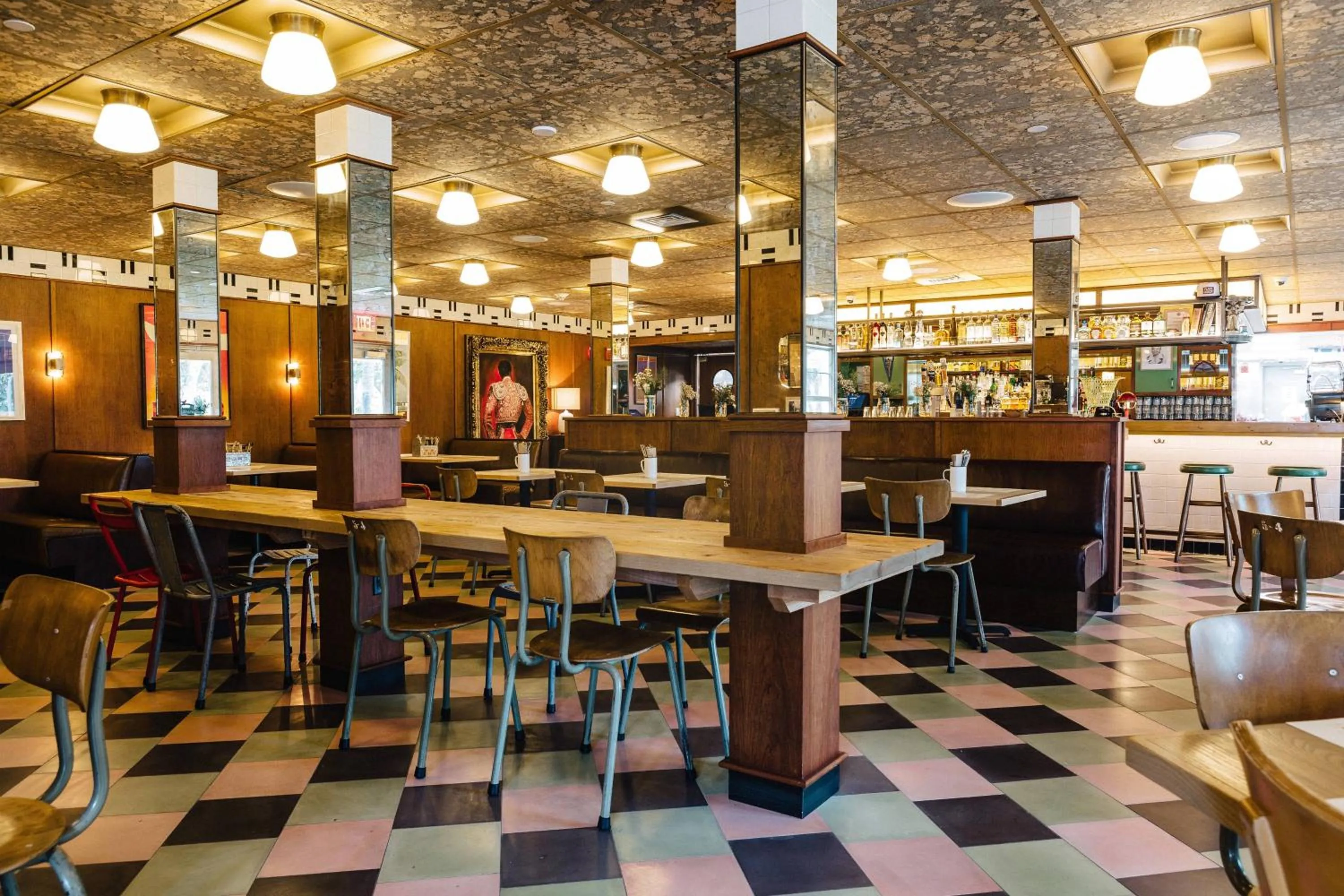 Restaurant/places to eat in Marriott Stanton South Beach