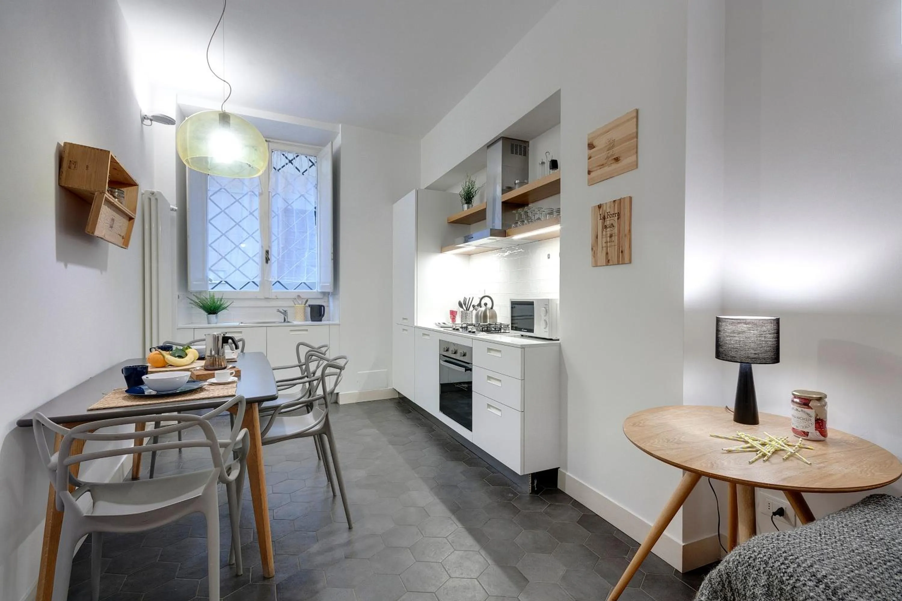Kitchen or kitchenette in Costa San Giorgio Apartment by Mamo Florence