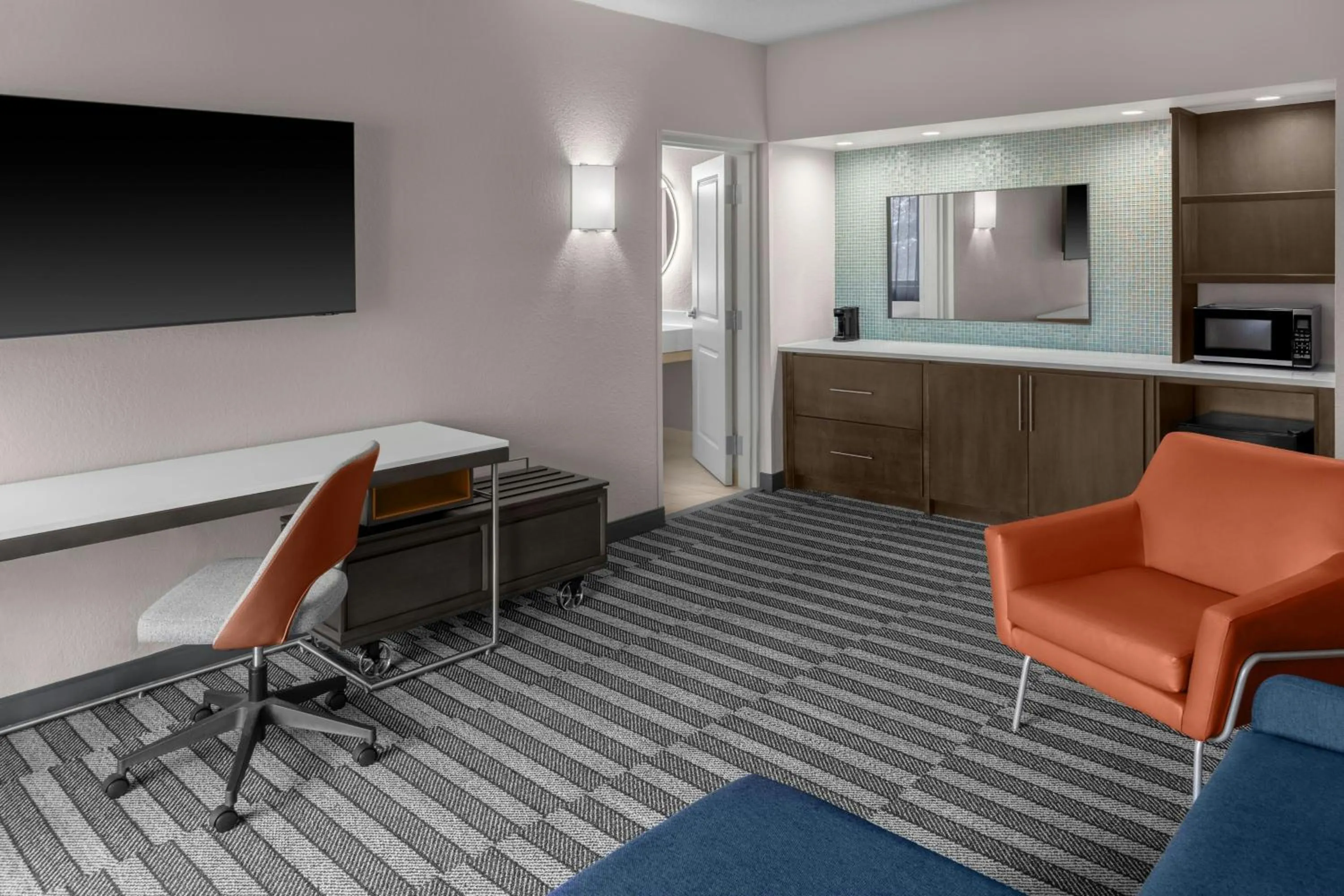Living room in Courtyard by Marriott Fort Lauderdale Coral Springs