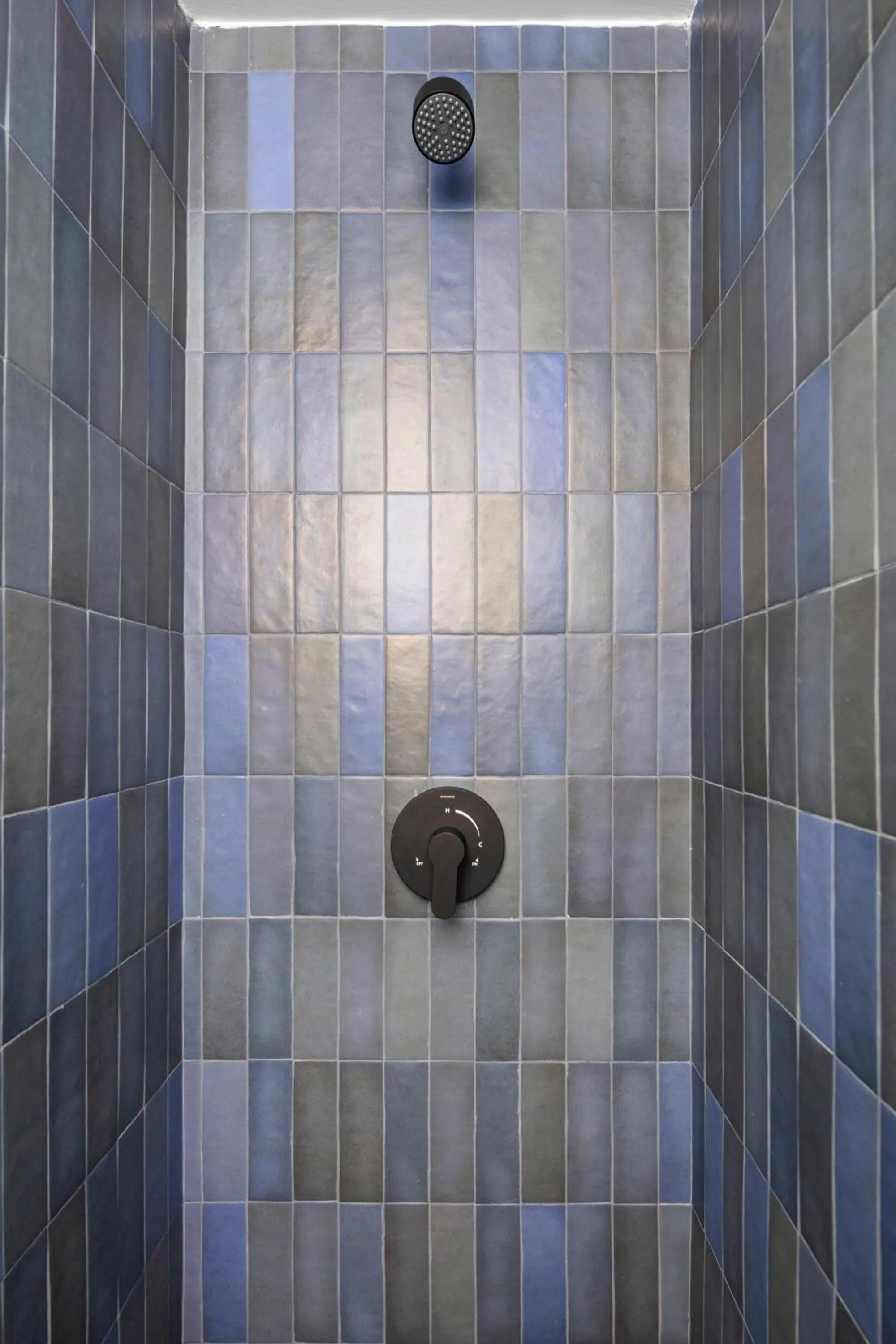 Shower in Riverside Tower Hotel