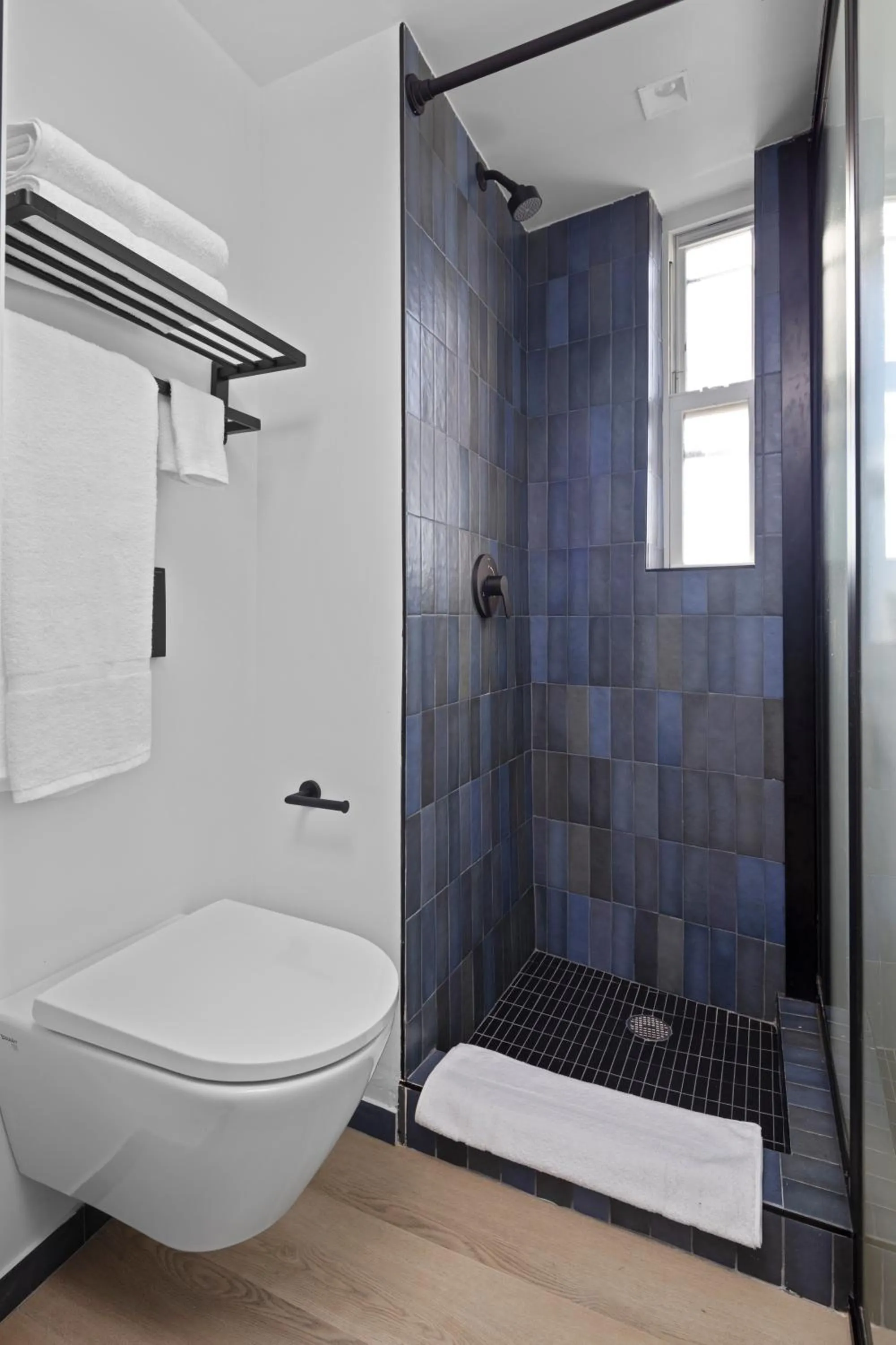 Shower in Riverside Tower Hotel