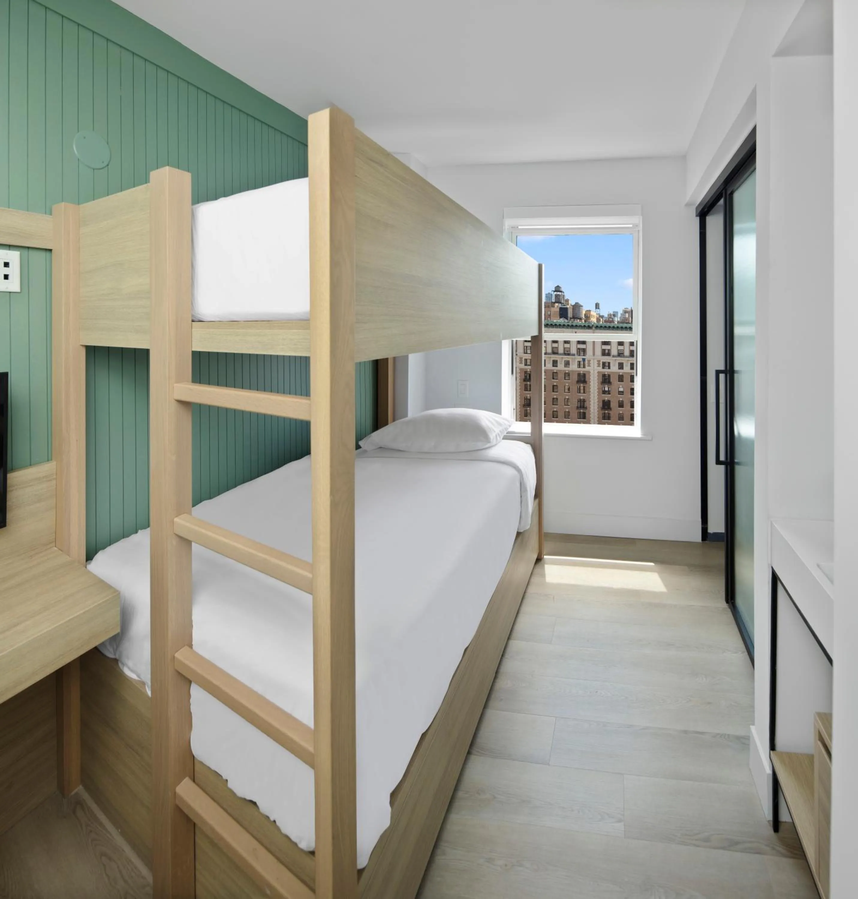 Photo of the whole room, Bed in Riverside Tower Hotel