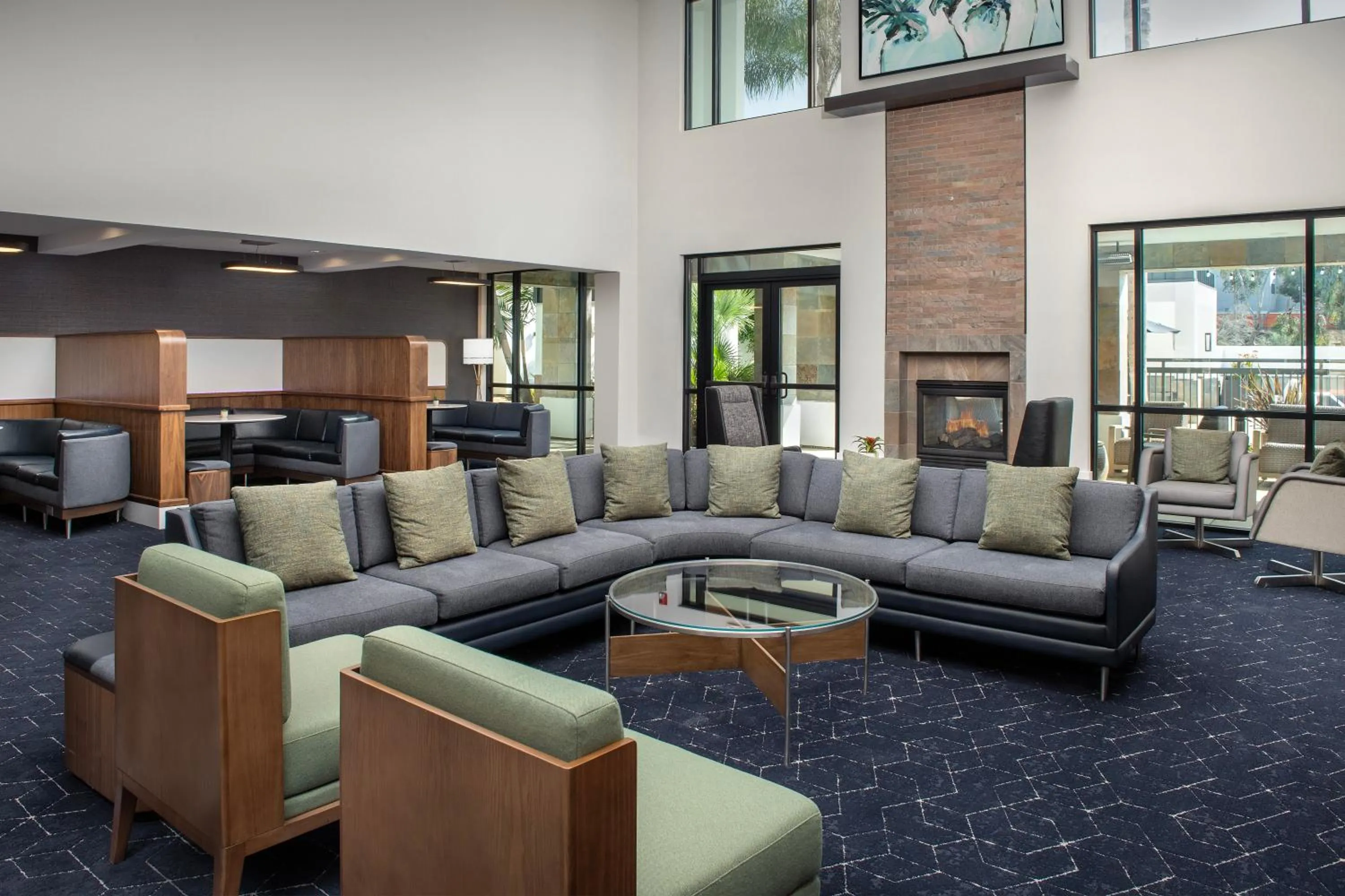 Seating area in Courtyard by Marriott San Diego Carlsbad