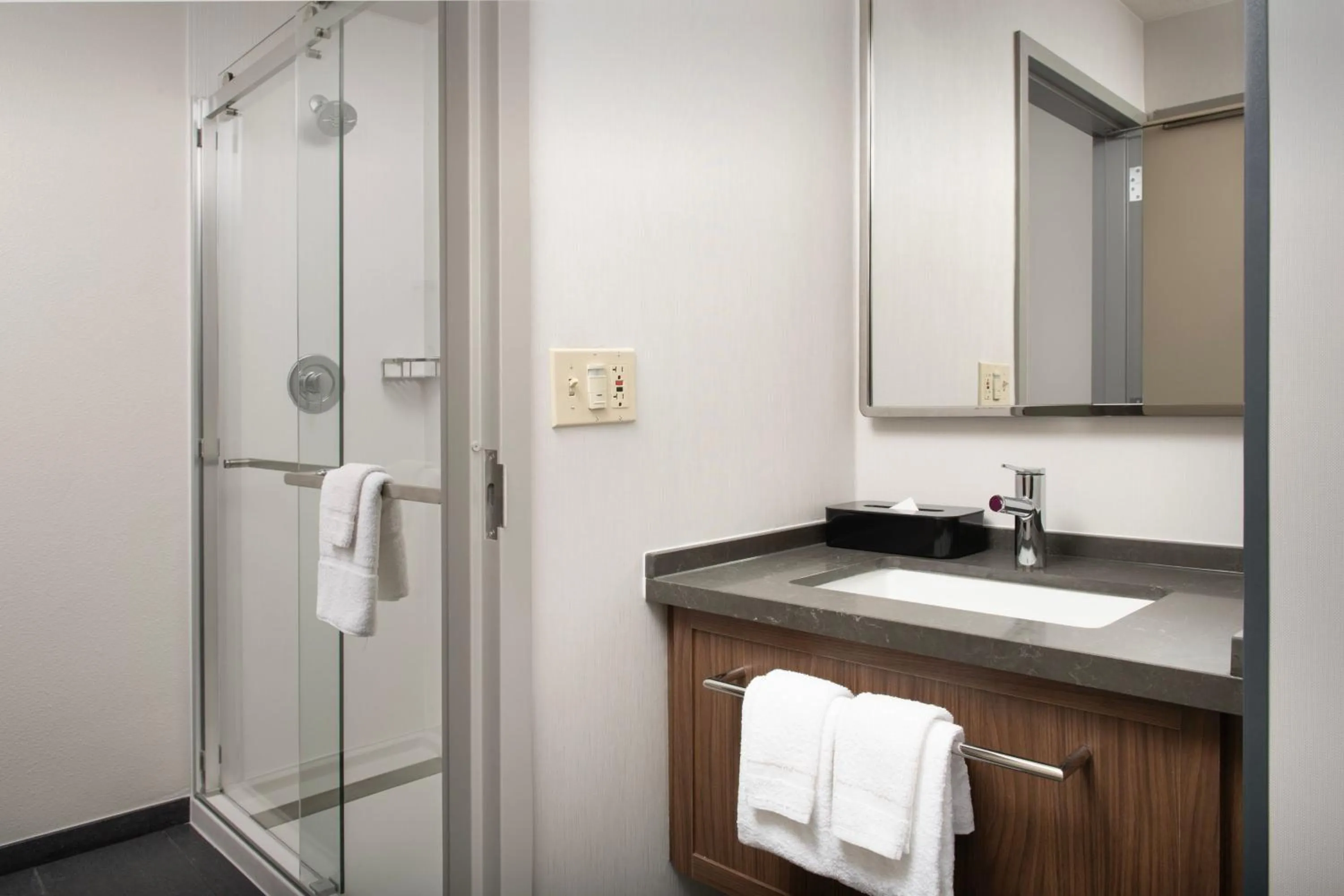 Bathroom in Courtyard by Marriott San Diego Carlsbad