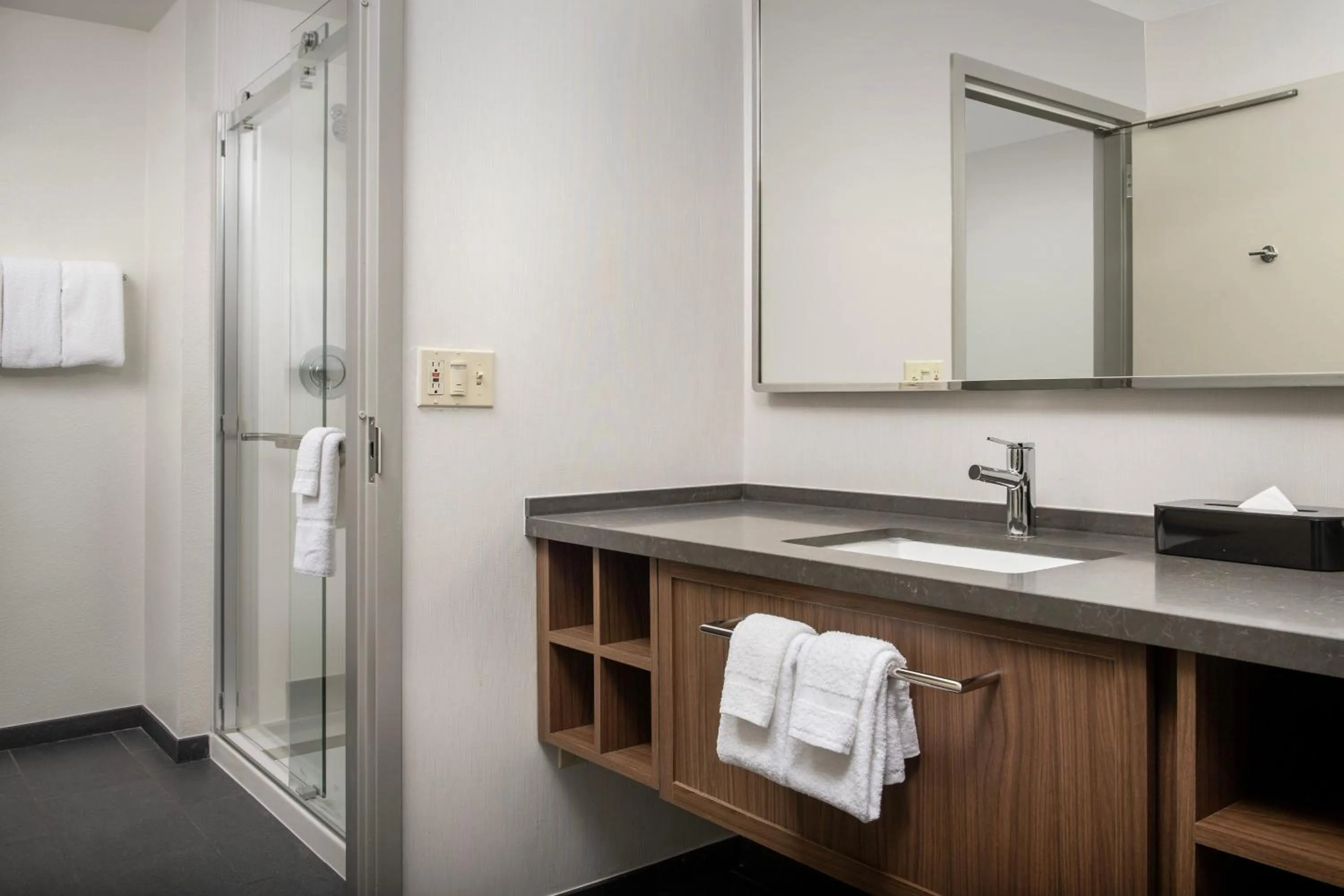 Bathroom in Courtyard by Marriott San Diego Carlsbad