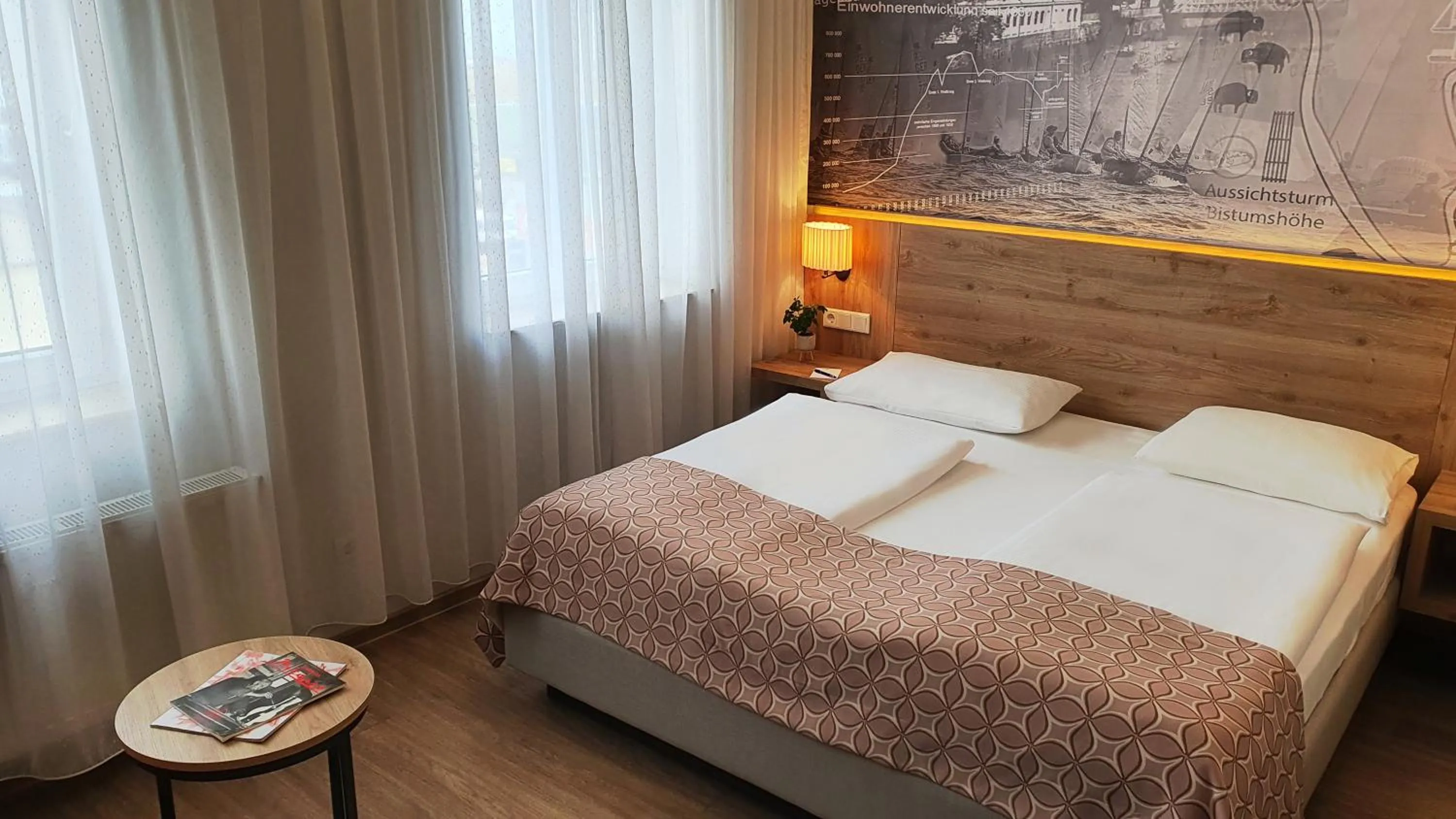 Bed in Hotel Atlas Halle