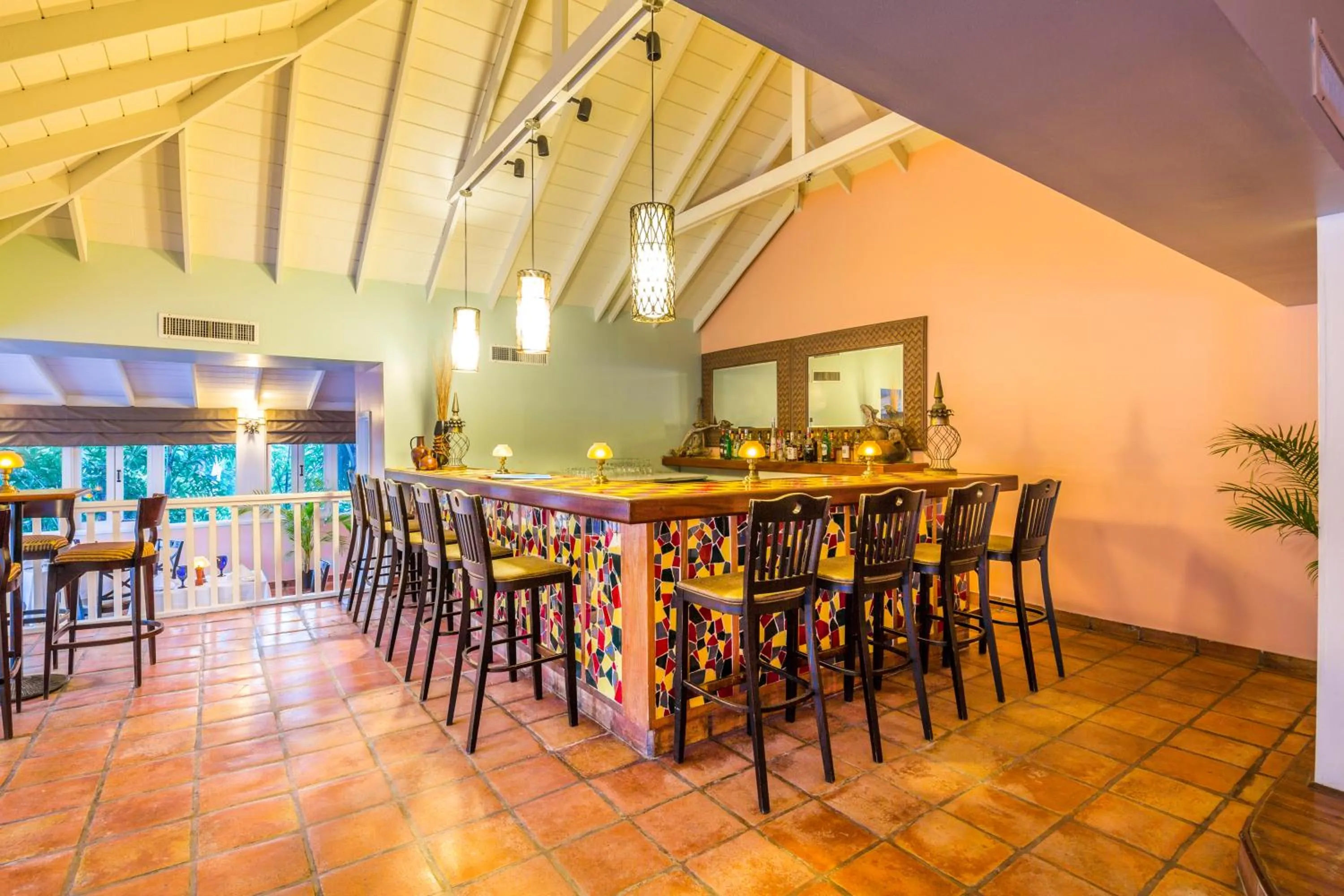 Lounge or bar in Pineapple Beach Club - All Inclusive - Adults Only