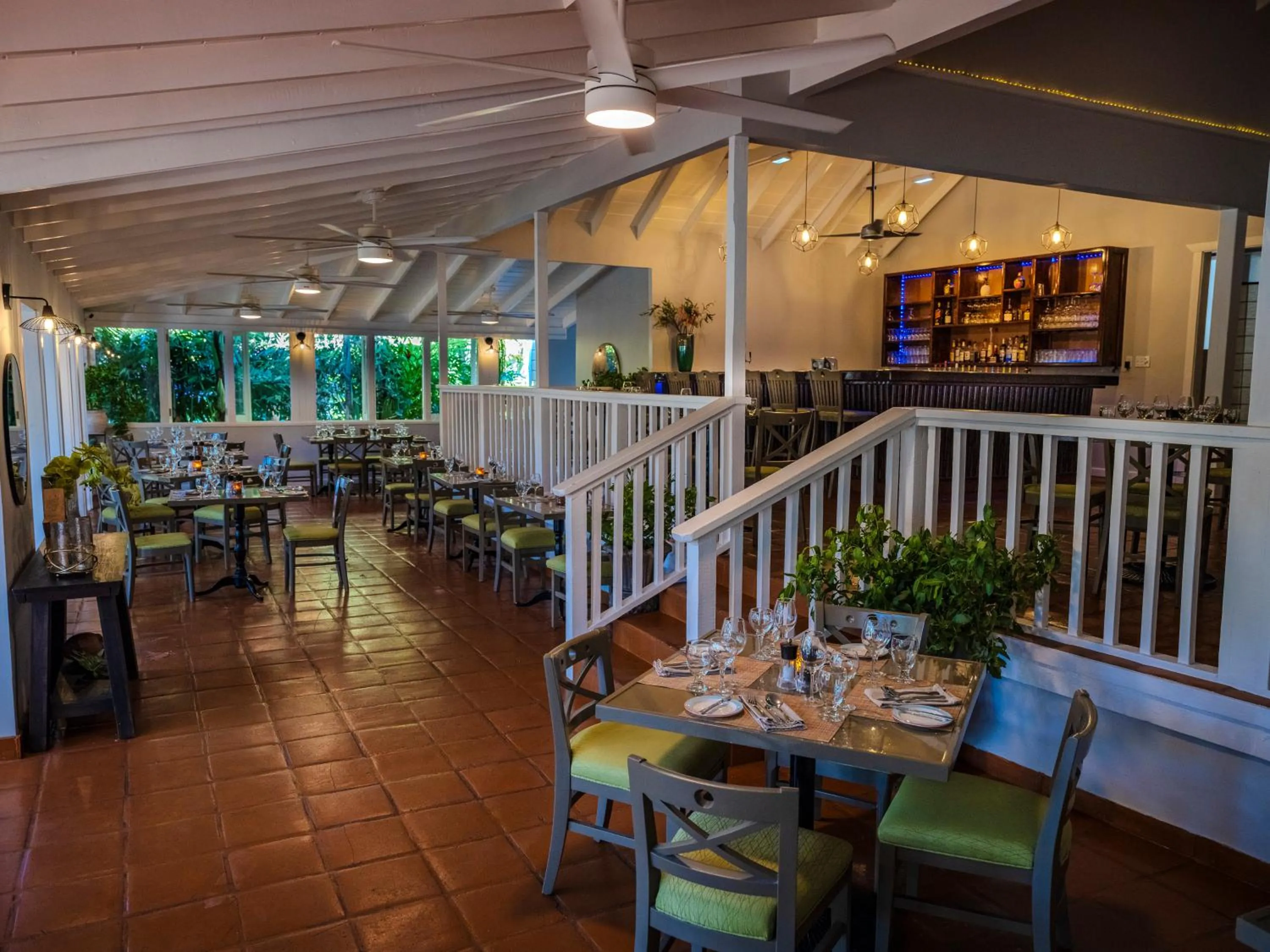 Lounge or bar in Pineapple Beach Club - All Inclusive - Adults Only