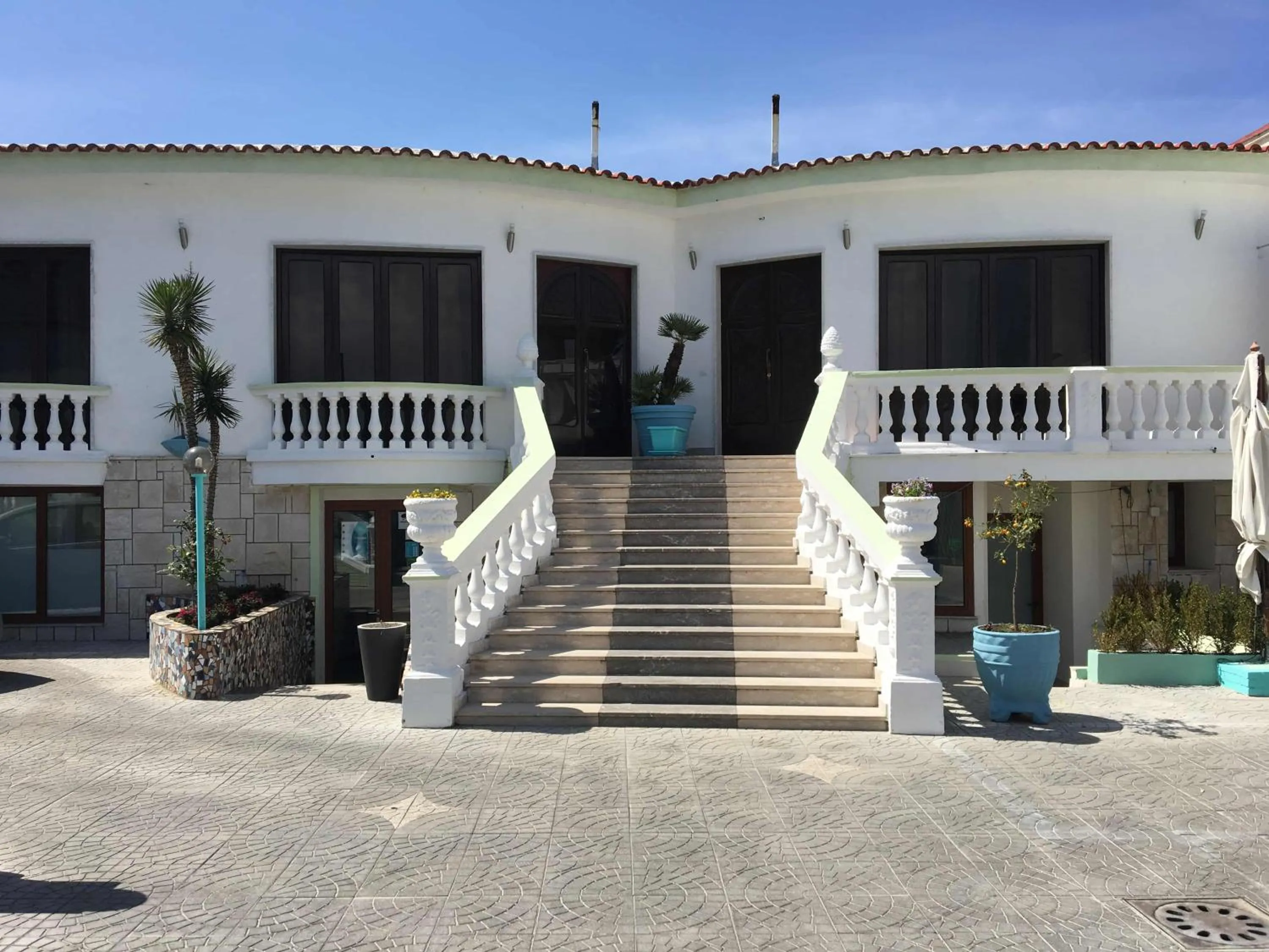 Facade/entrance in Residence R&B Tyrrhenum