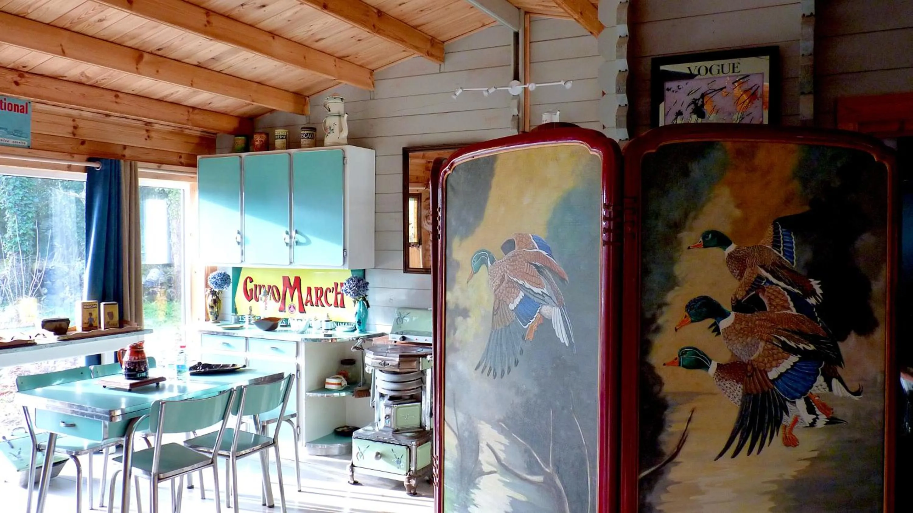 Dining area in La maison des musiciens