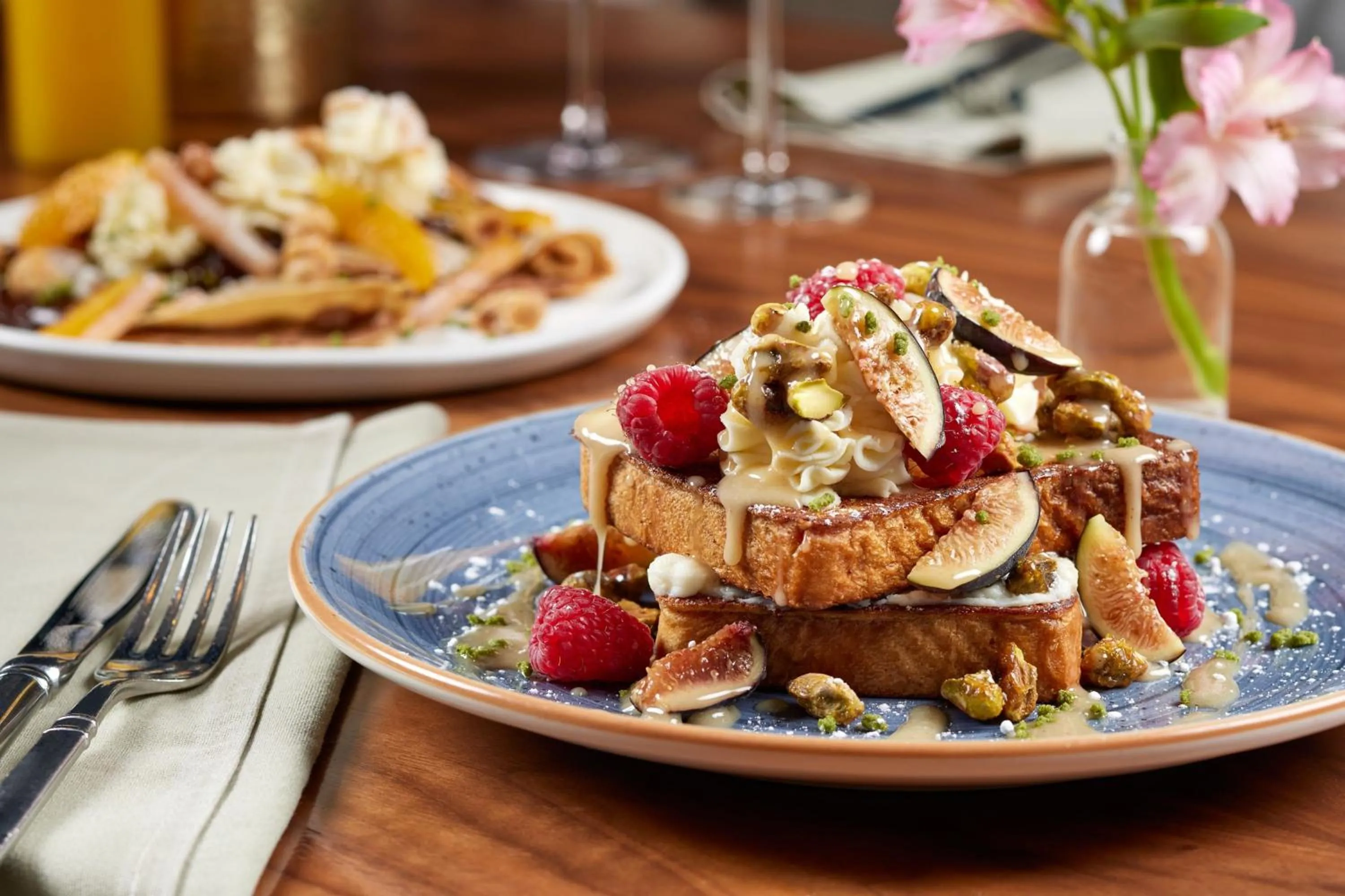 Restaurant/places to eat in The Ritz Carlton, Pentagon City