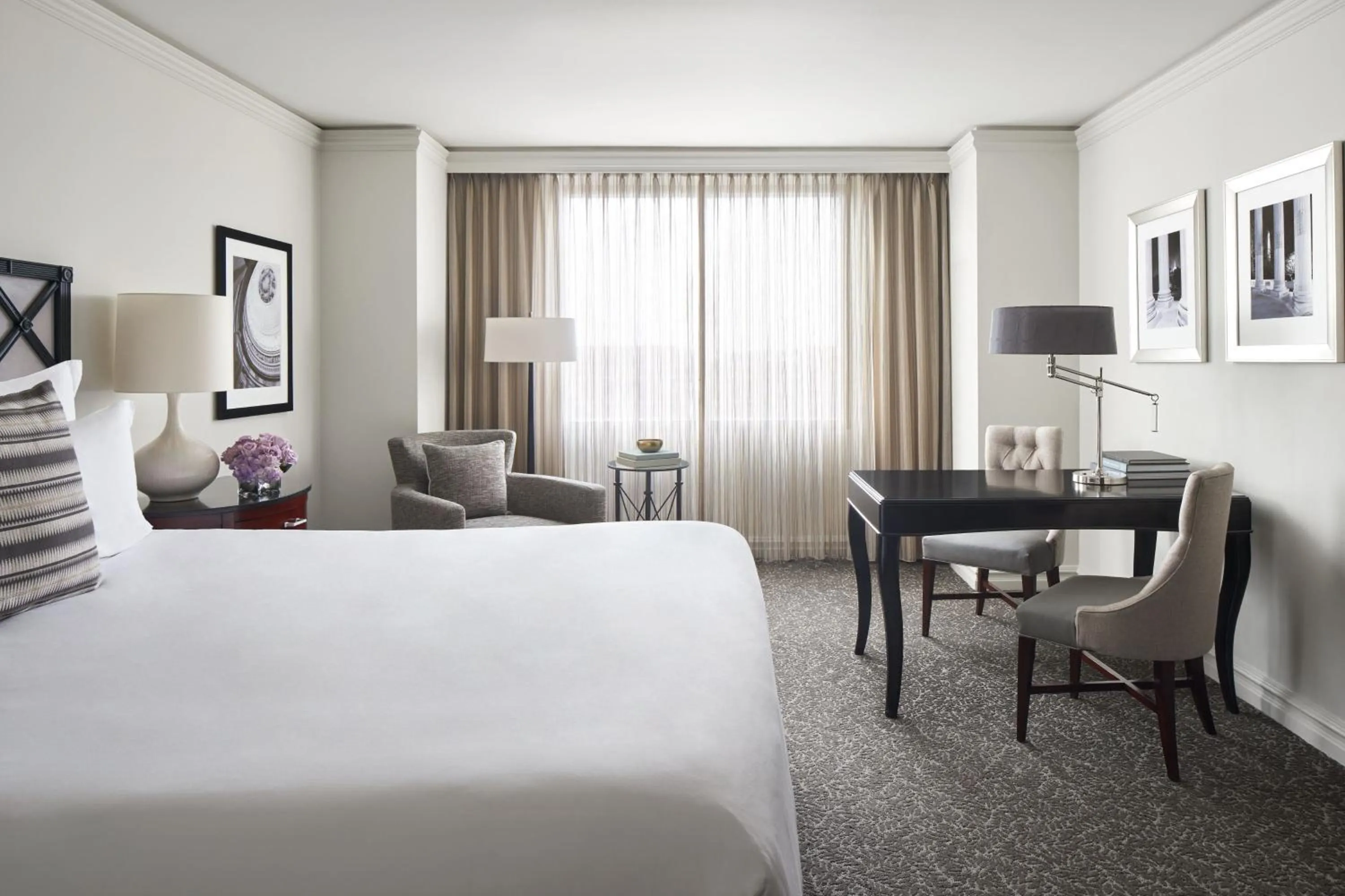 Photo of the whole room, Bed in The Ritz Carlton, Pentagon City