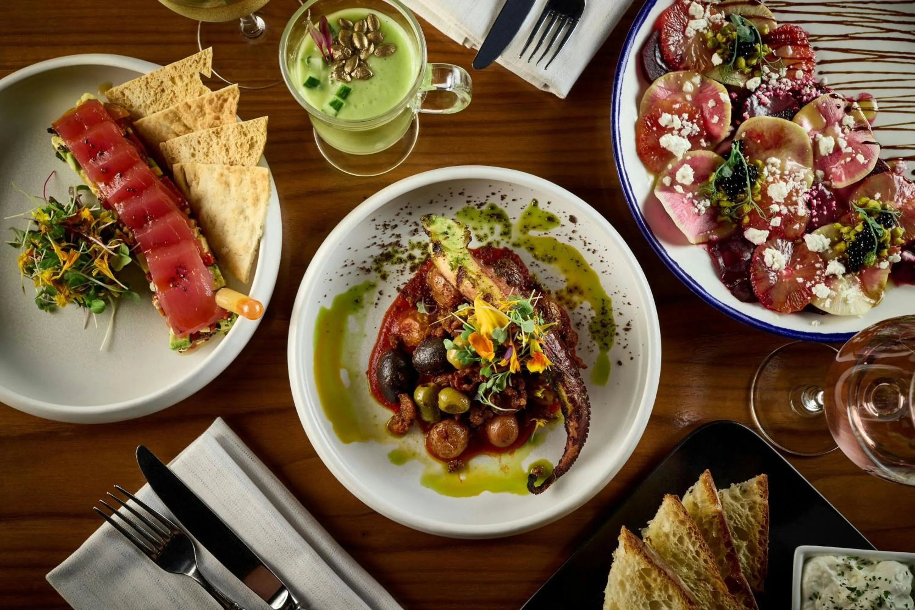 Restaurant/places to eat in The Ritz Carlton, Pentagon City